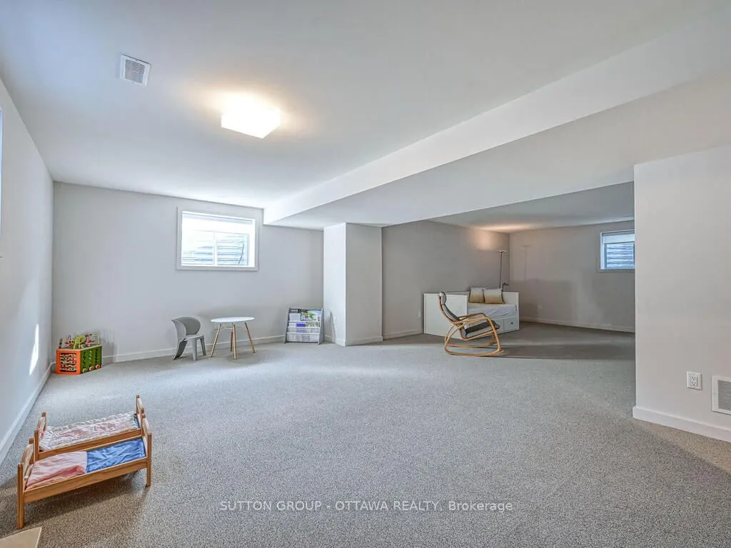 732 Wooler Place