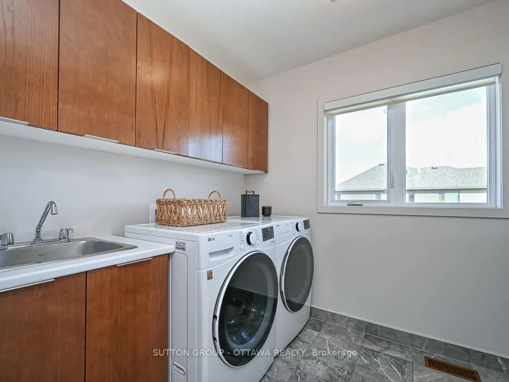 732 Wooler Place