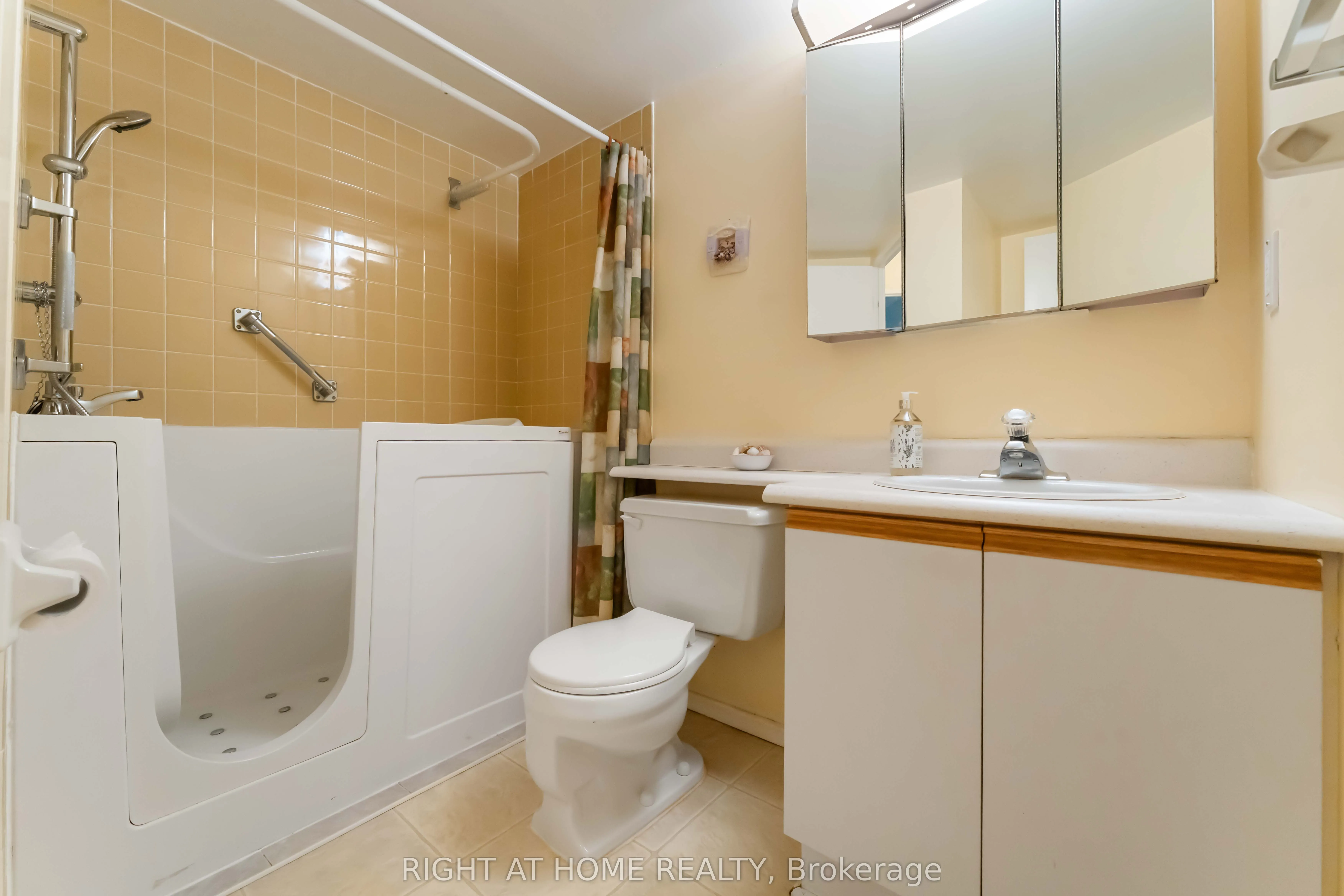 555 Brittany Drive, #903