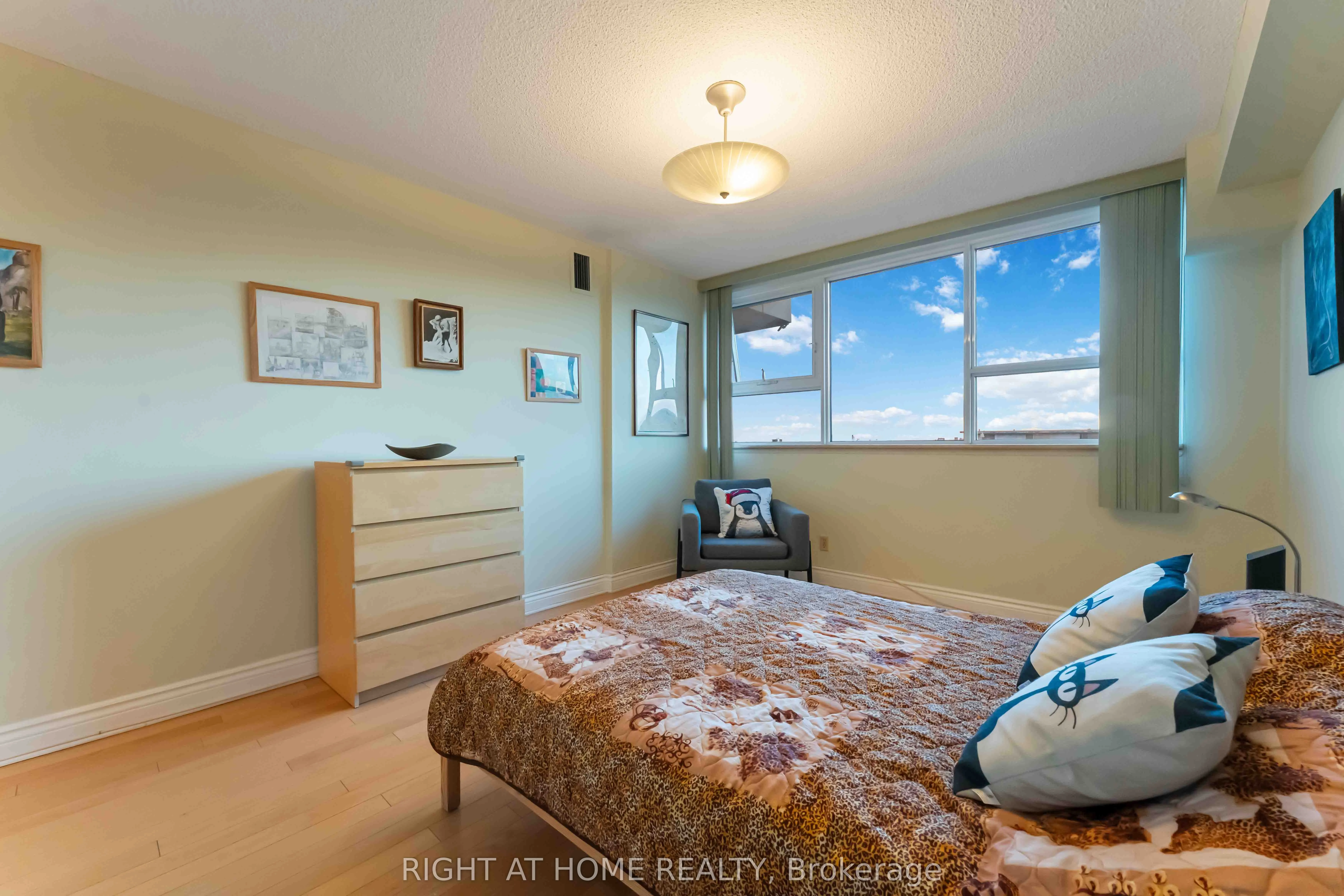 555 Brittany Drive, #903