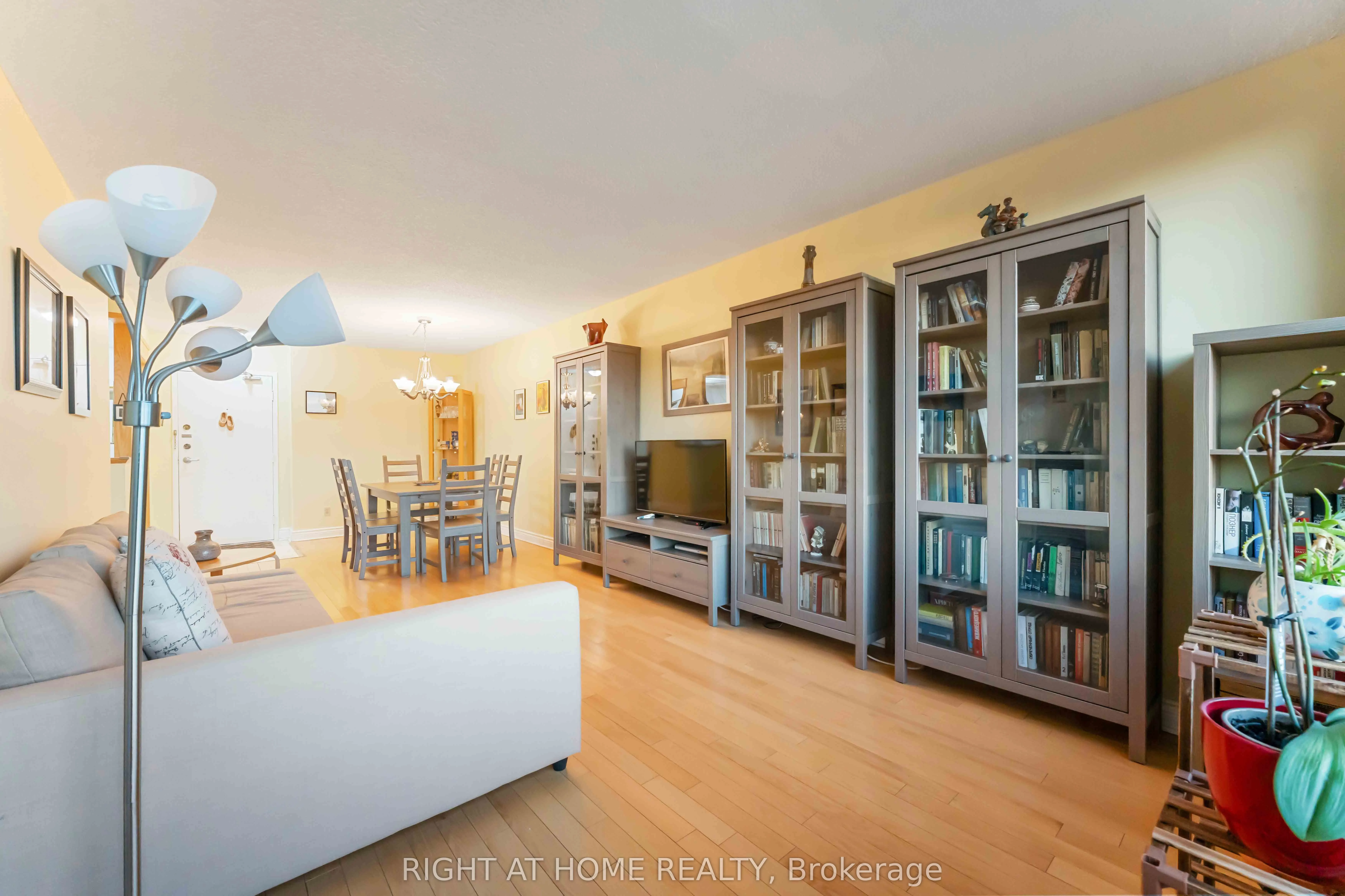 555 Brittany Drive, #903
