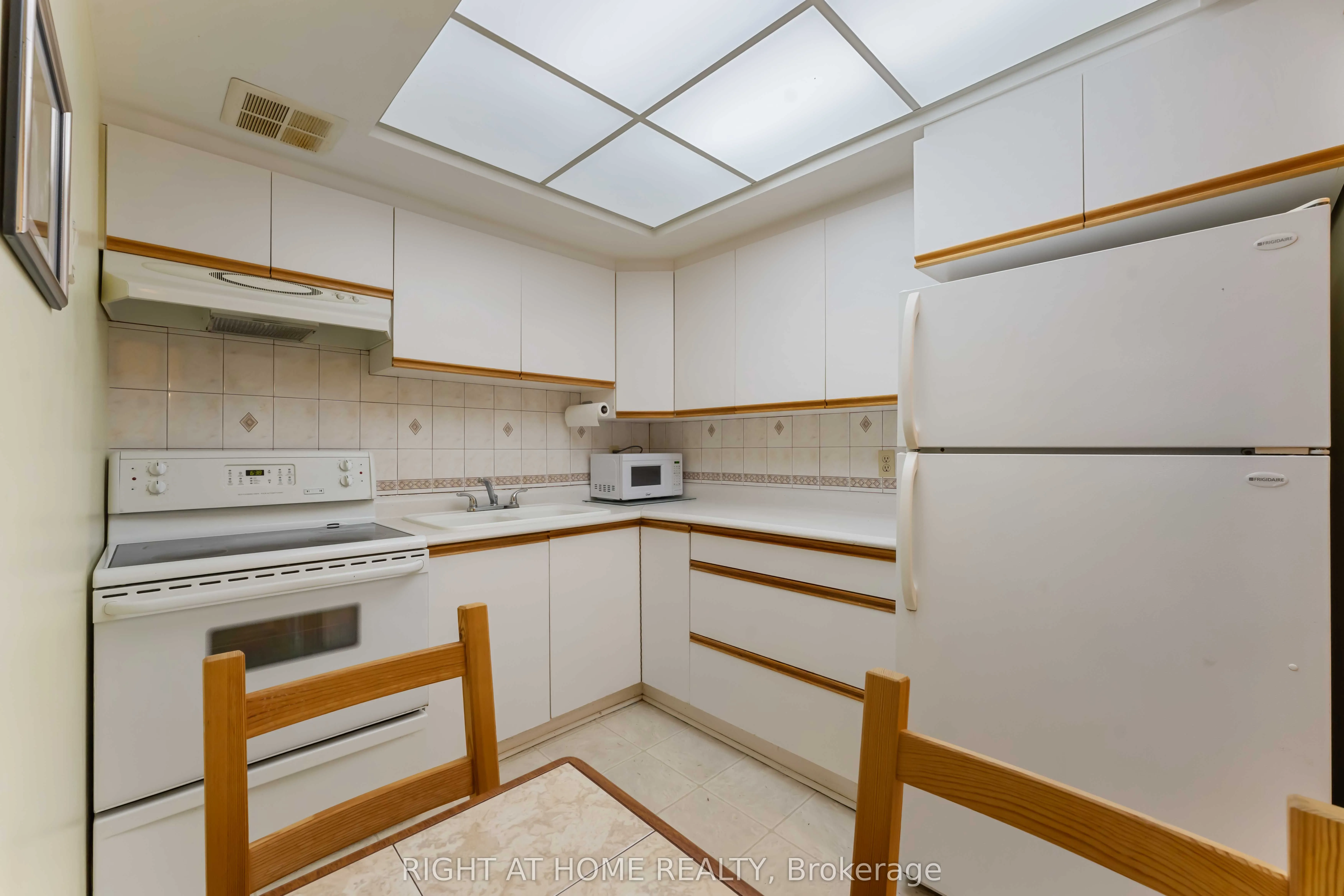 555 Brittany Drive, #903