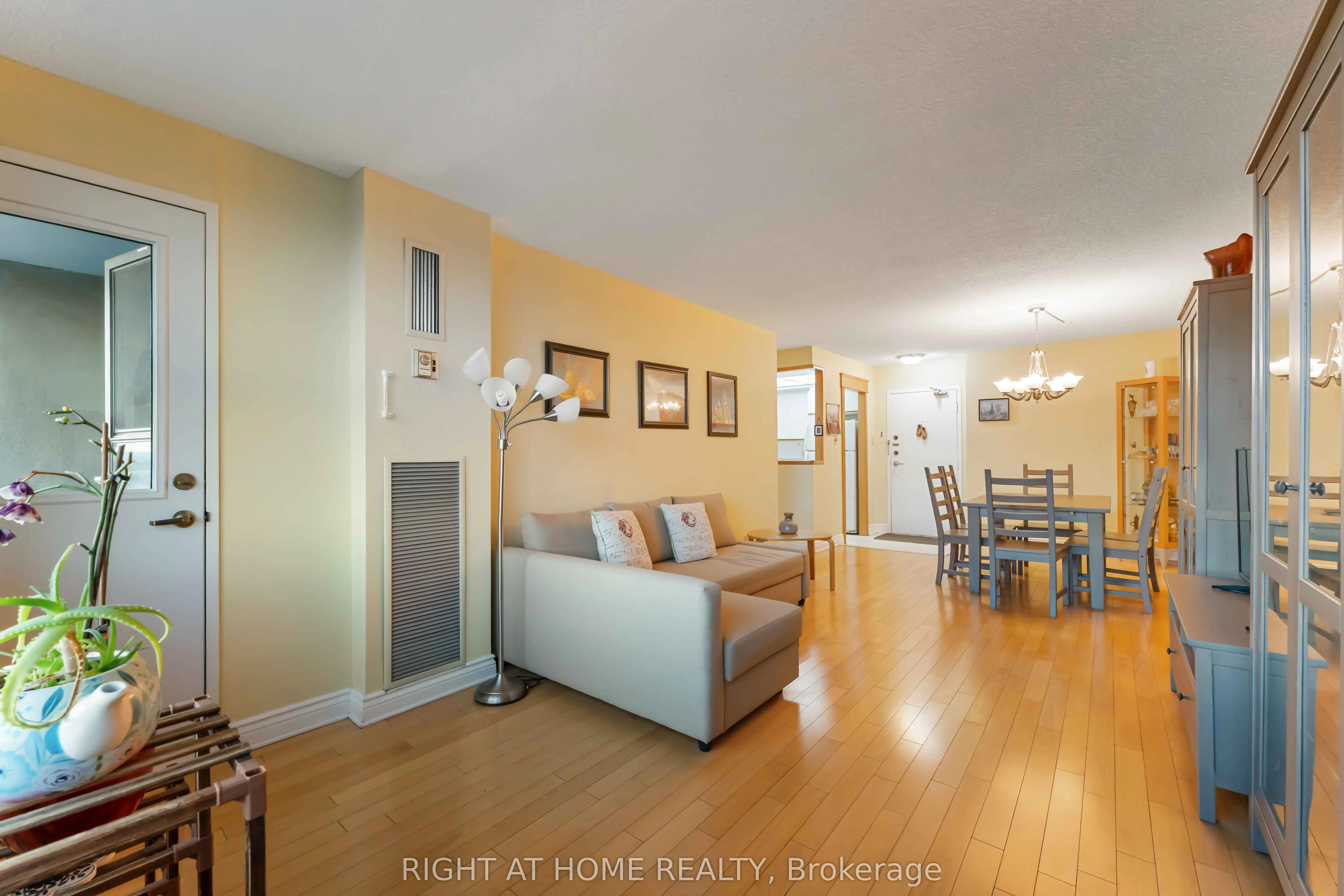 555 Brittany Drive, #903