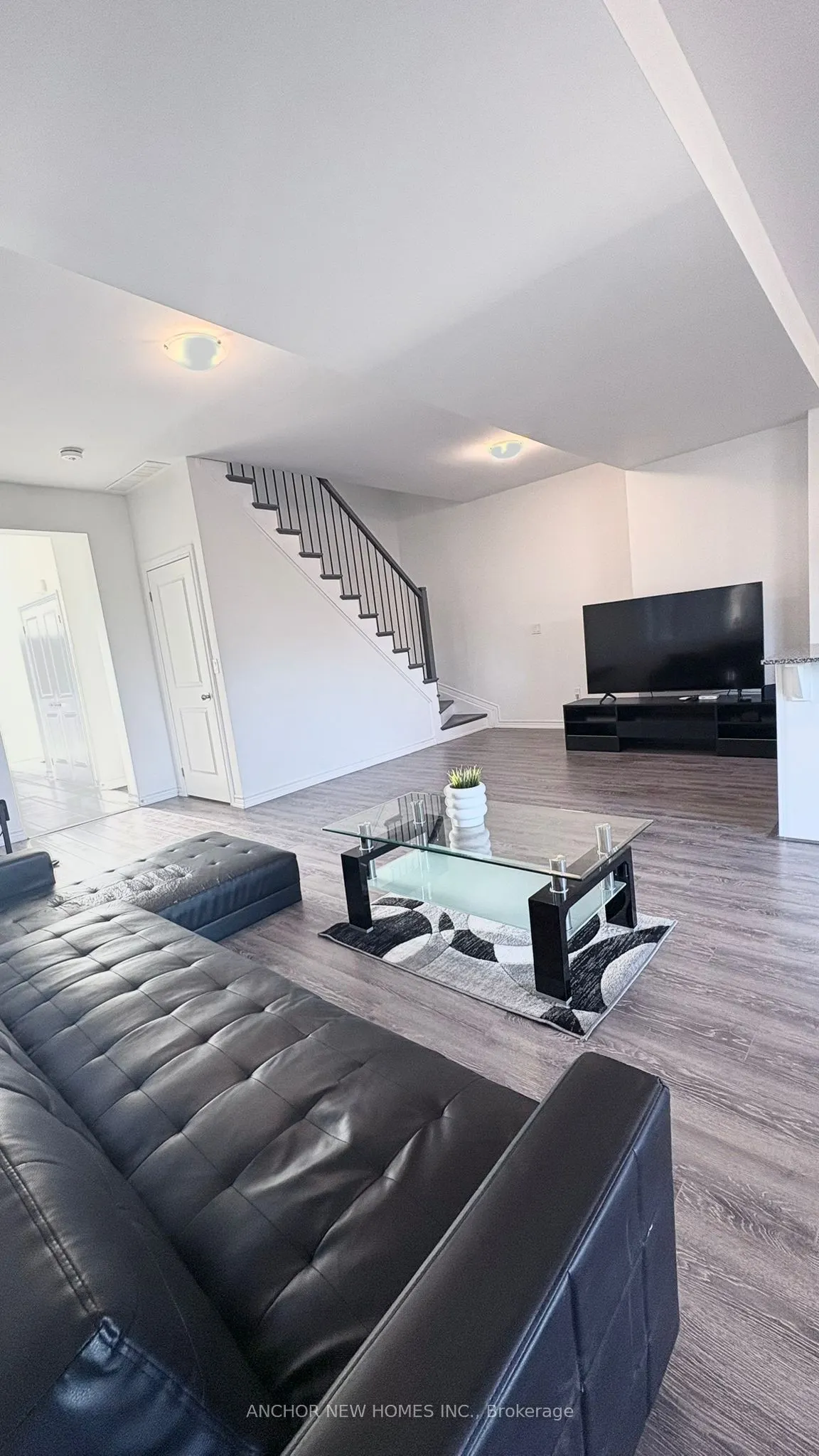 13 Tegan Court