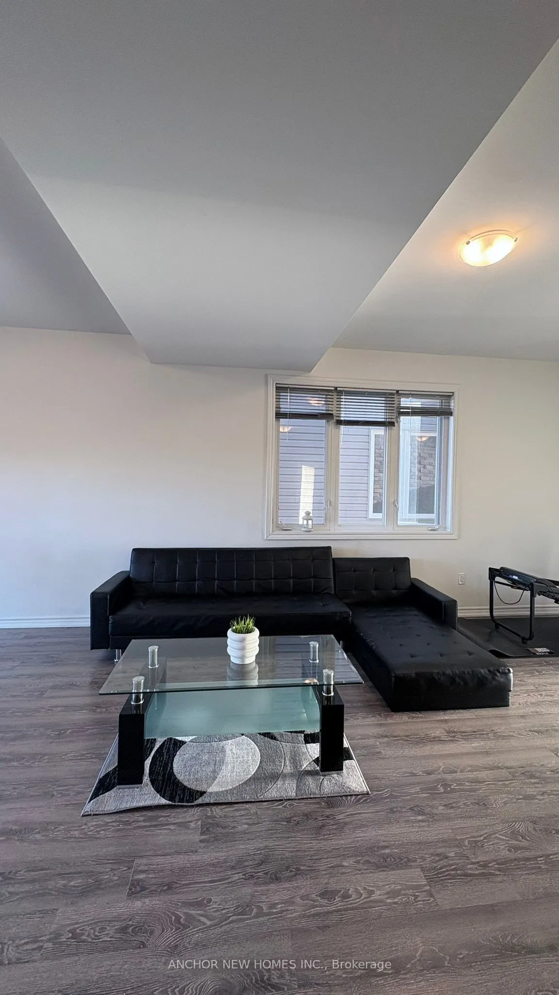 13 Tegan Court