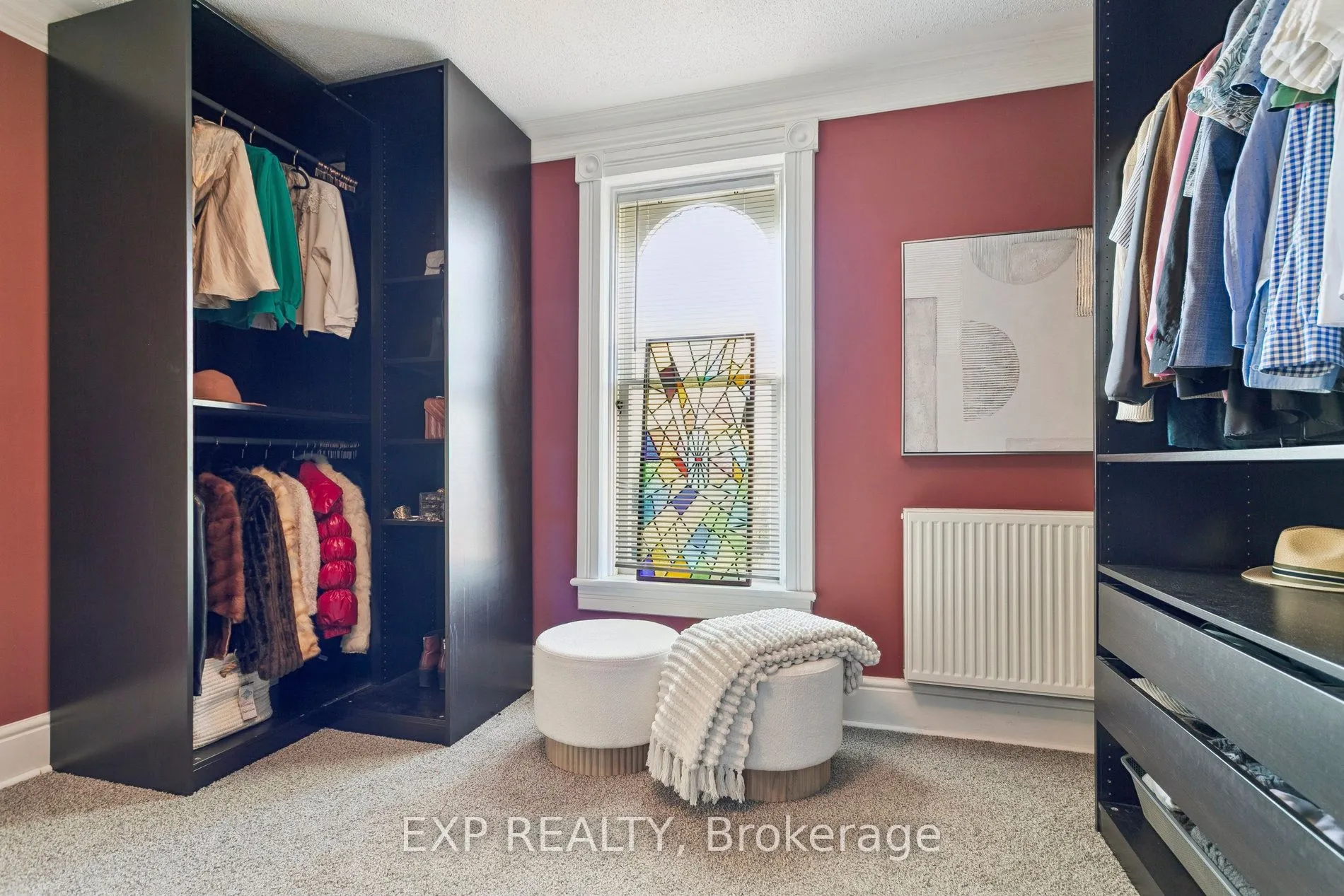 132 Queen Street W