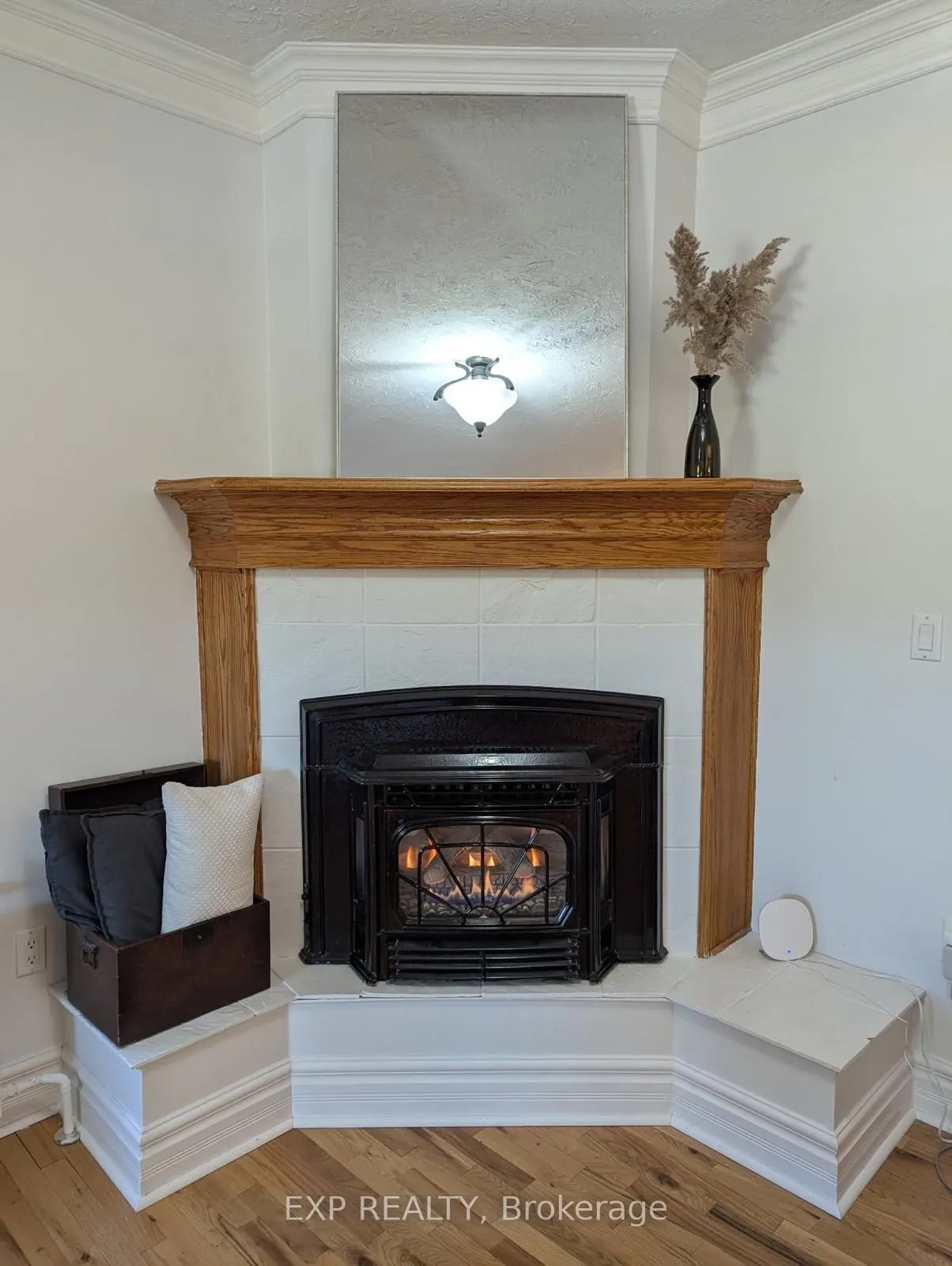 132 Queen Street W