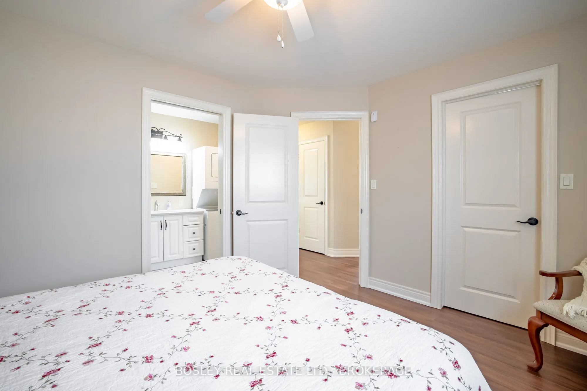 409 Niagara Street, #16