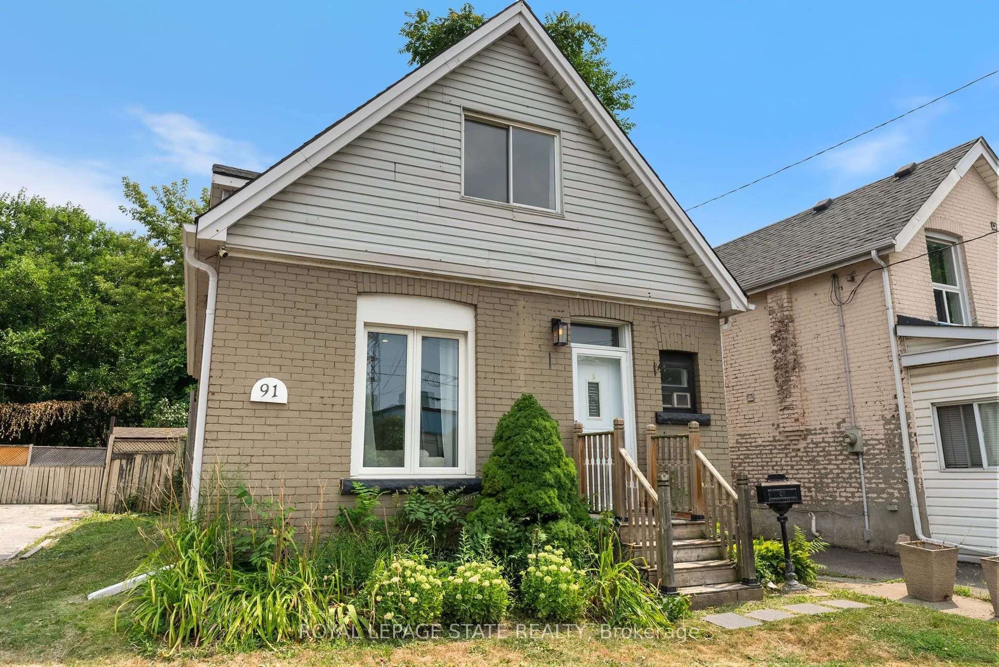 91 Dundurn Street S