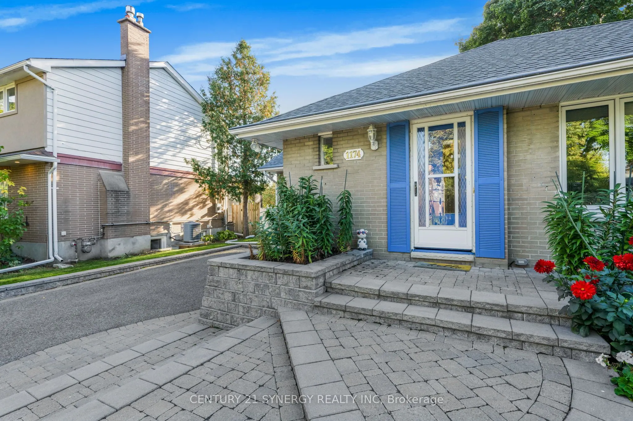 1174 Greyrock Crescent