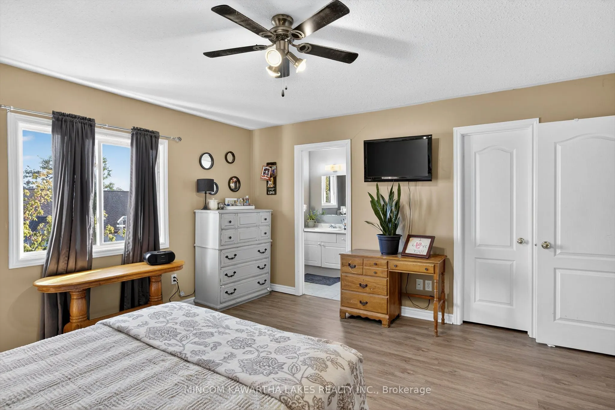 724 Trailview Drive