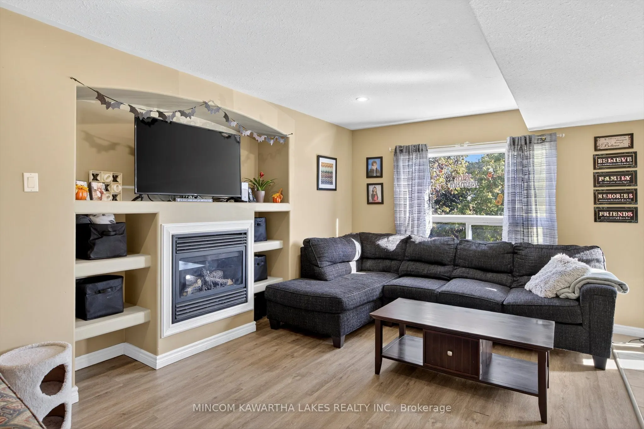724 Trailview Drive