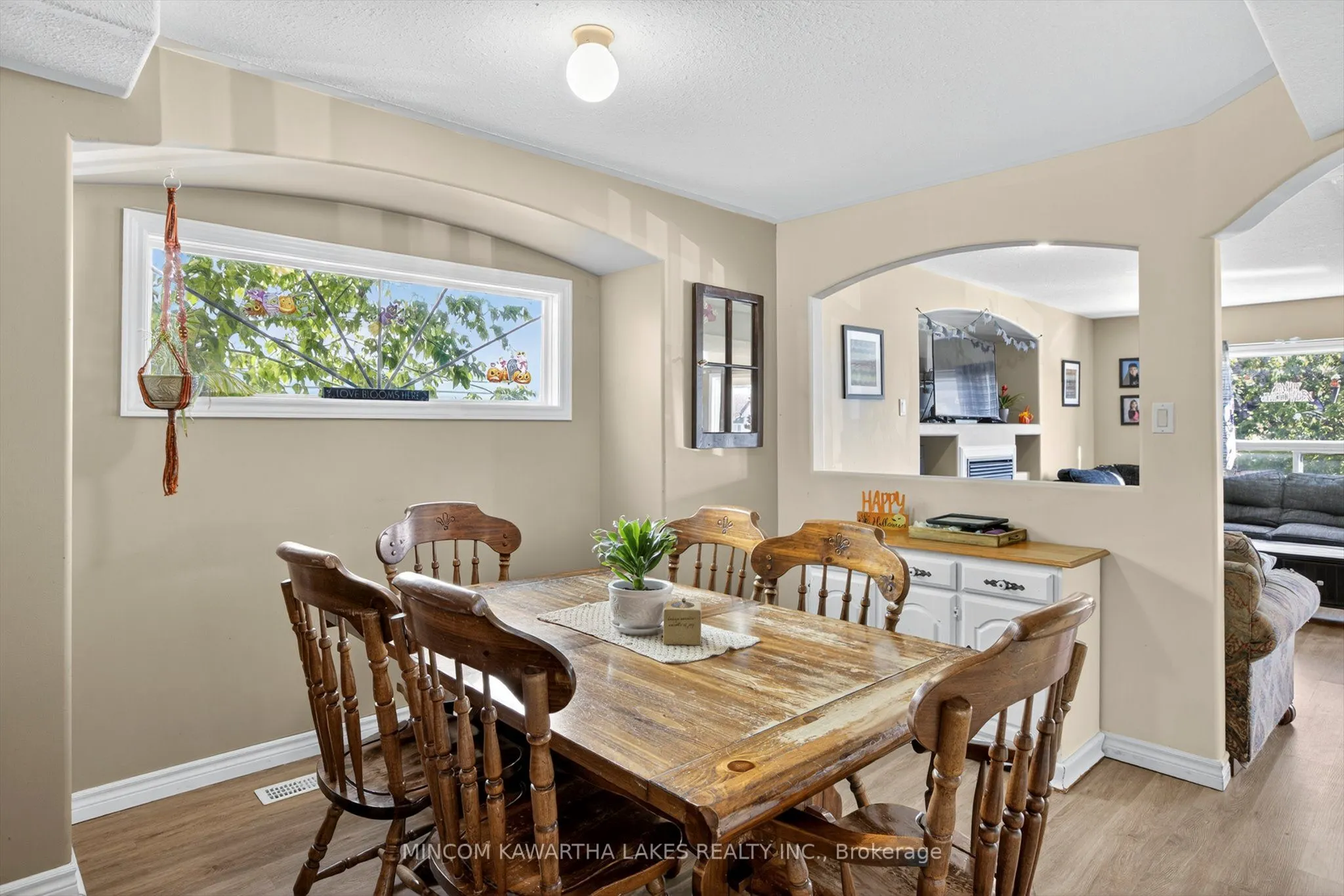 724 Trailview Drive