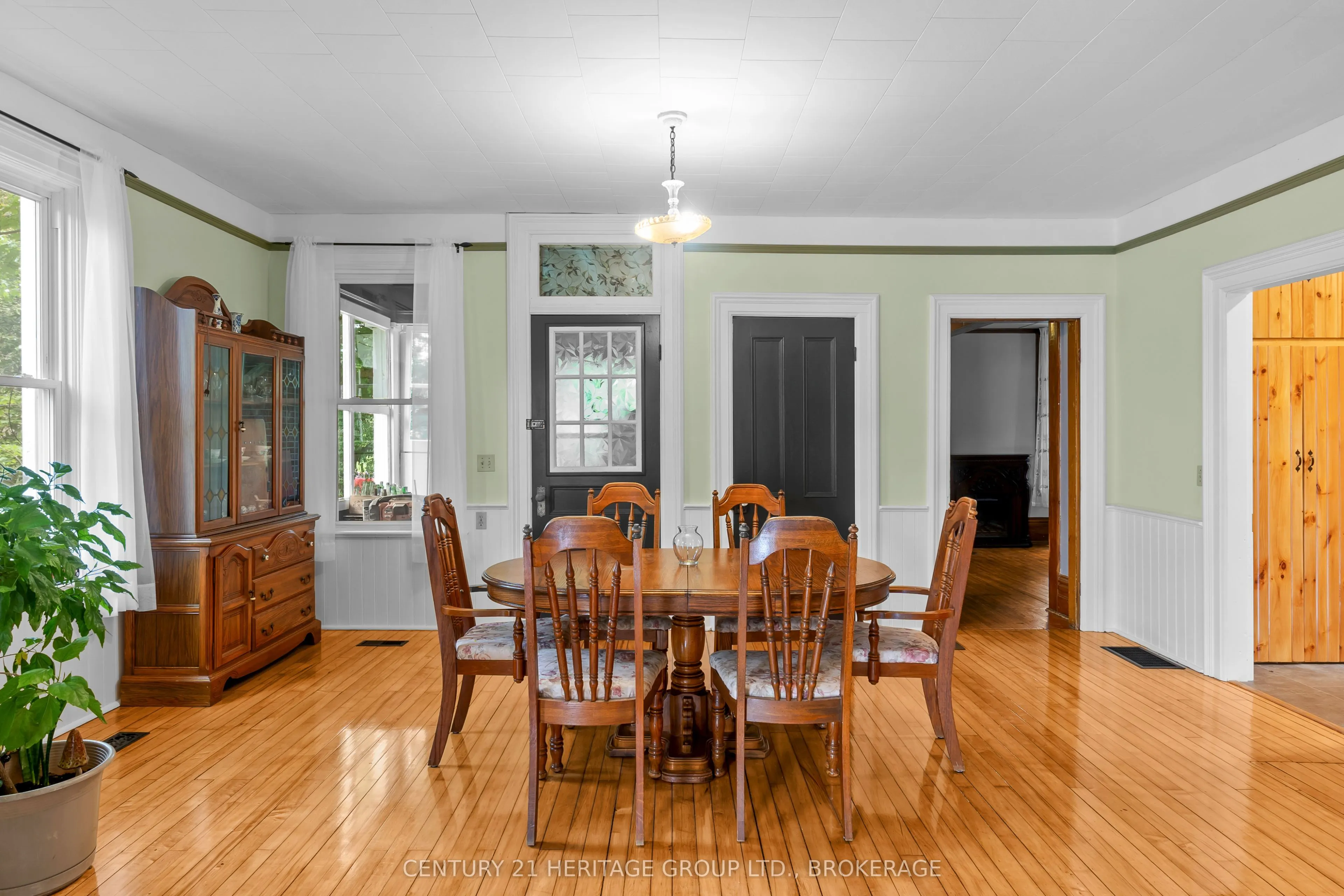 4734 County Rd 2