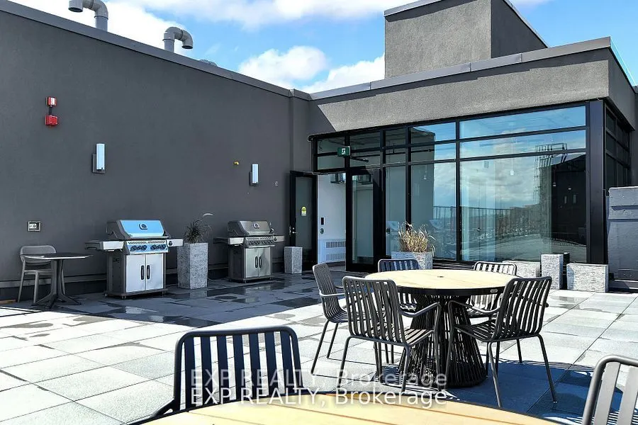 36 Robinson Avenue, #812