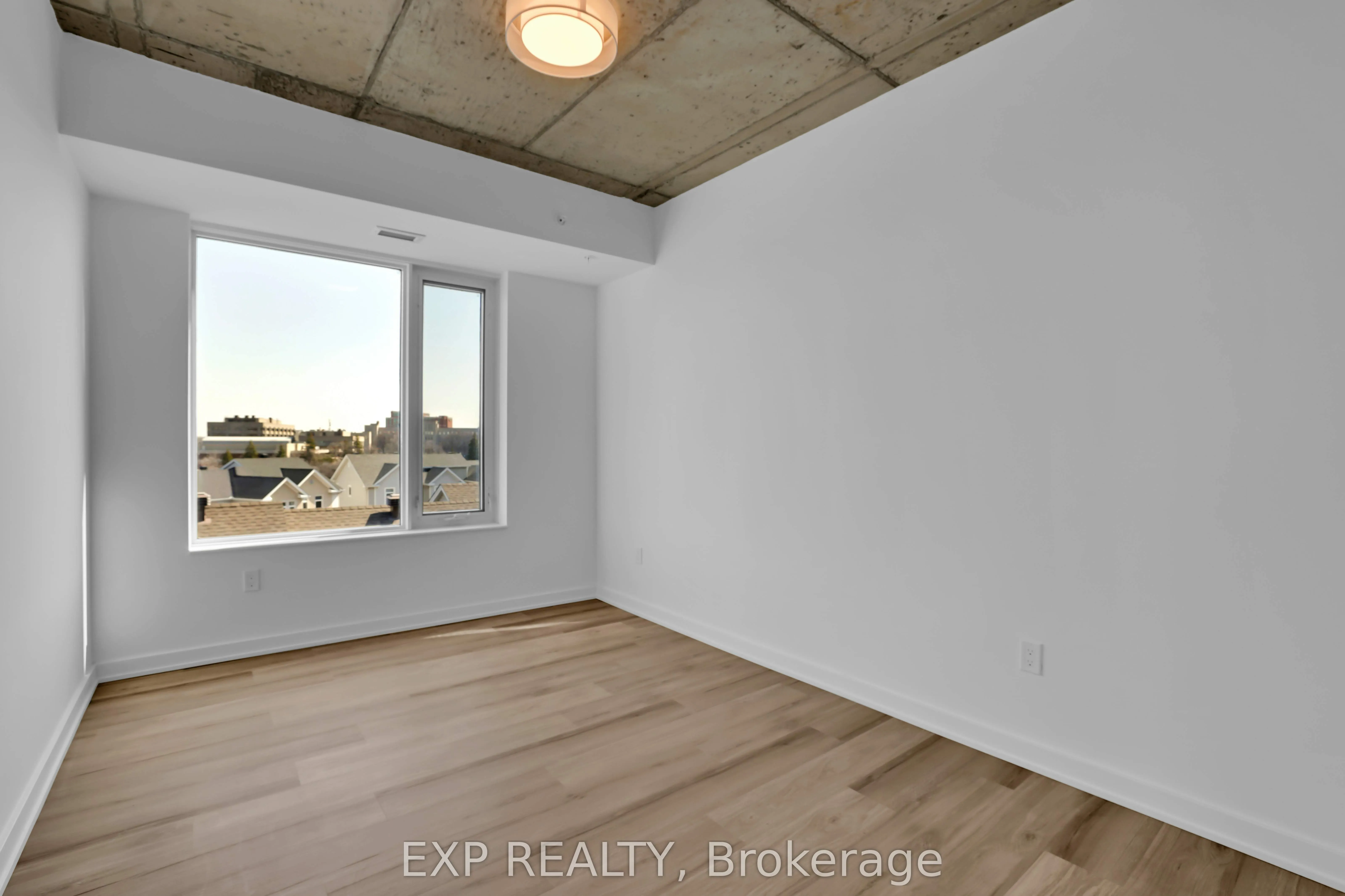 36 Robinson Avenue, #812