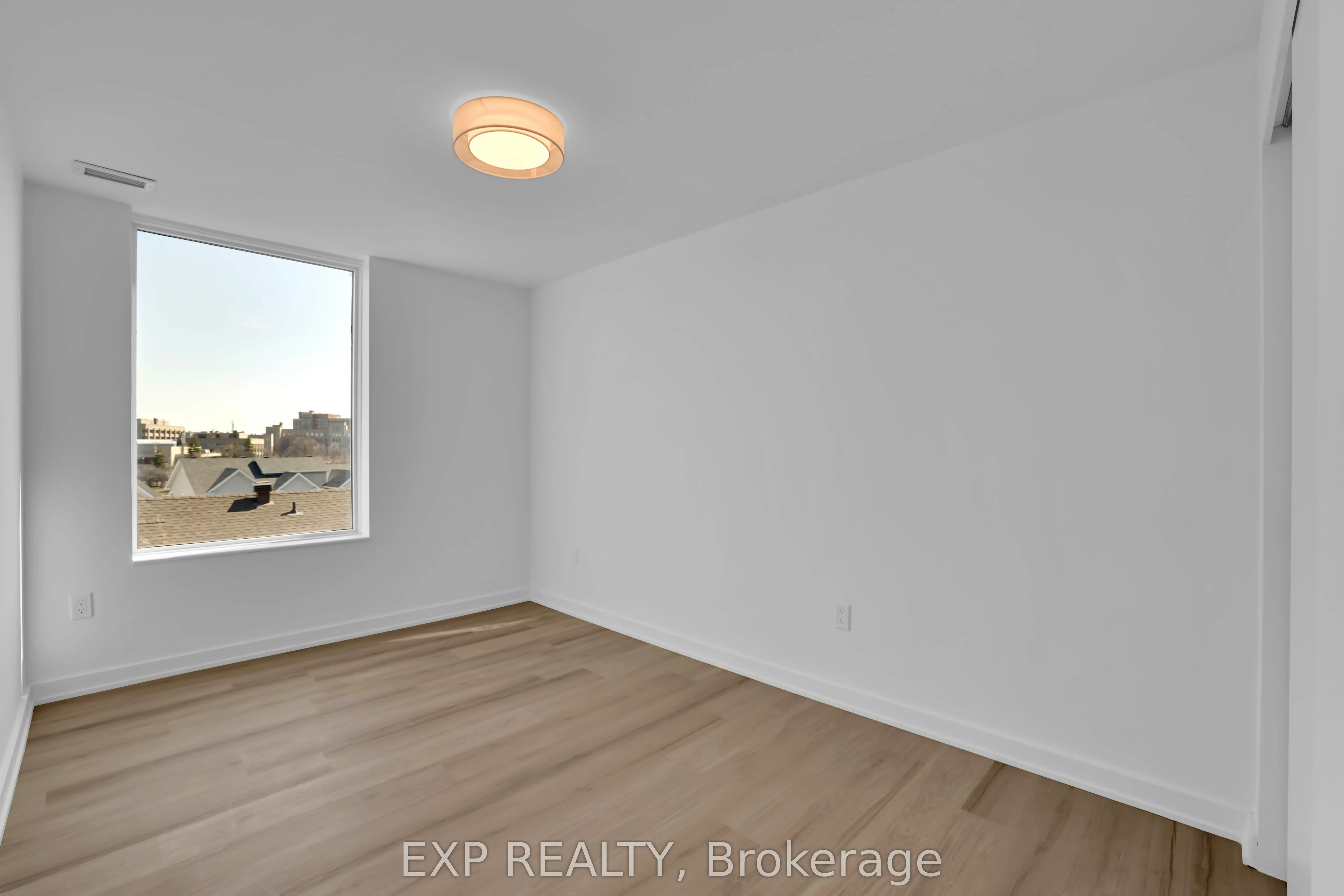 36 Robinson Avenue, #812