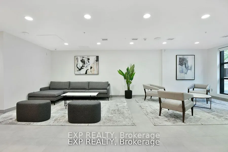 36 Robinson Avenue, #812