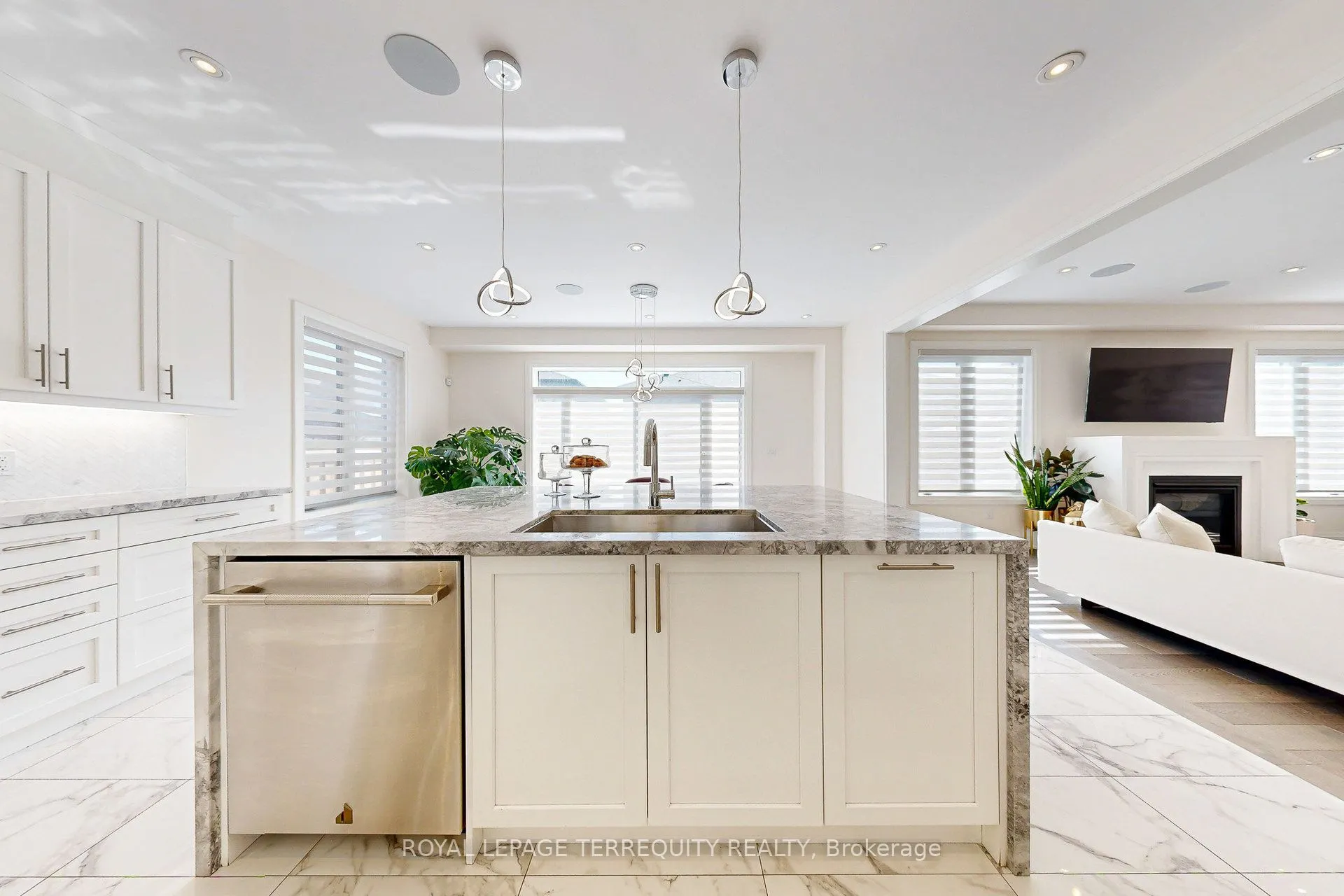 52 Lightfeather Place