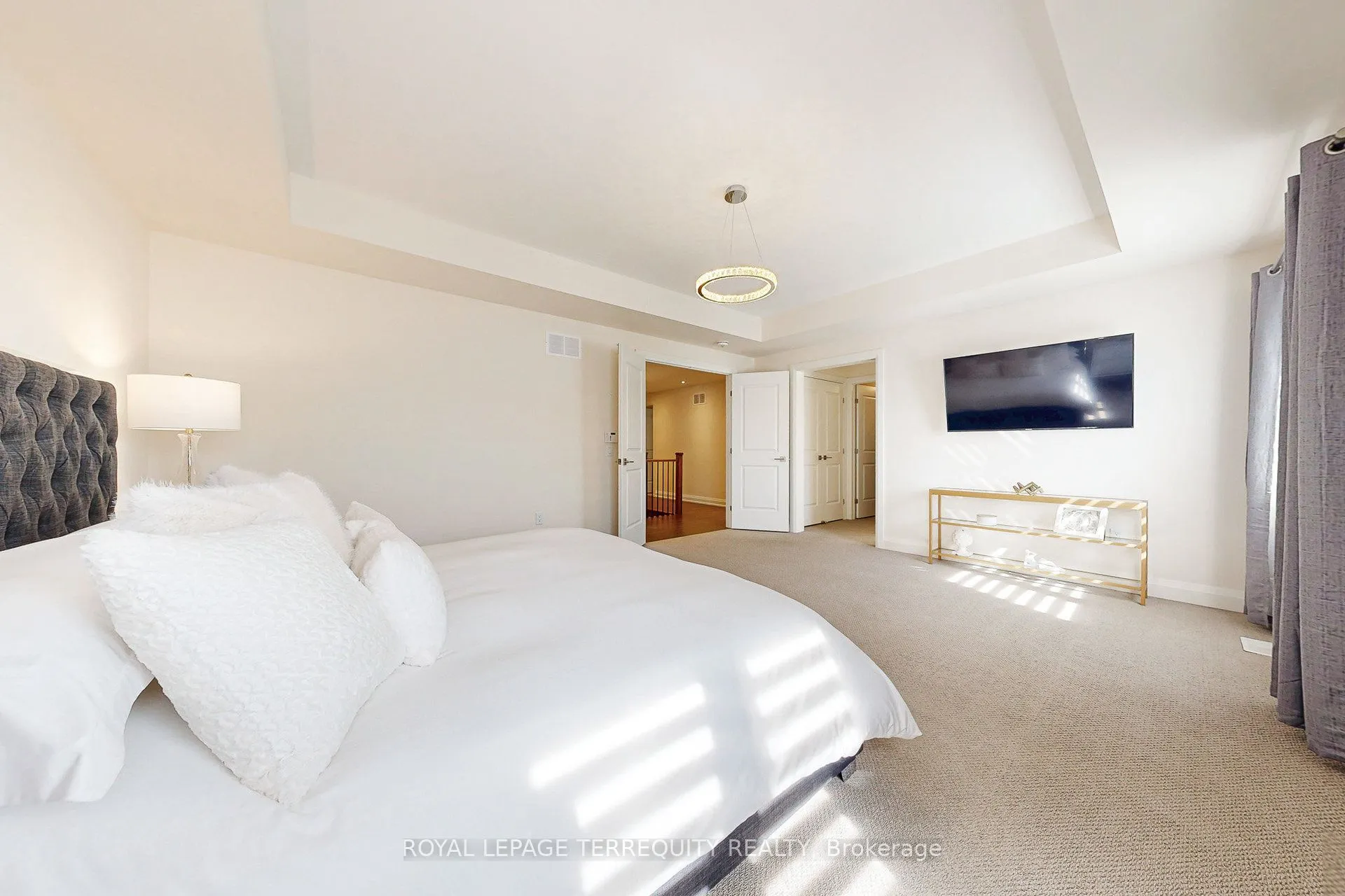 52 Lightfeather Place