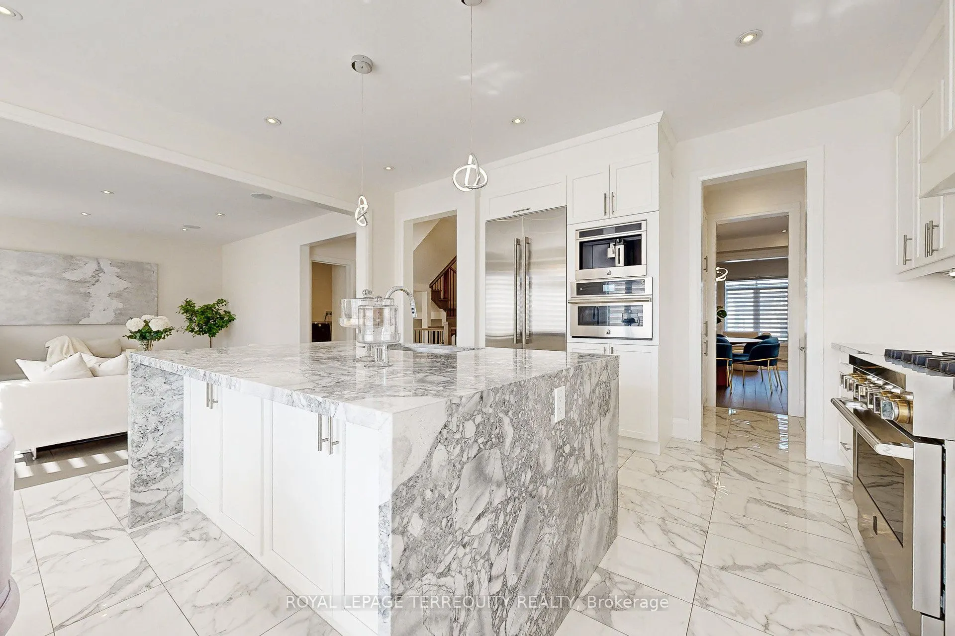 52 Lightfeather Place