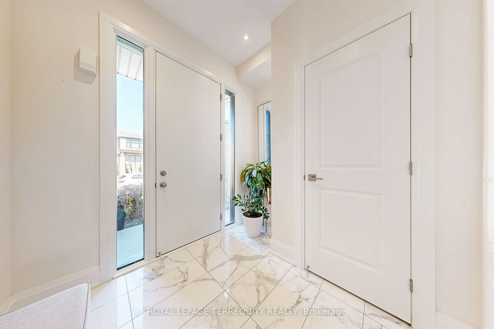52 Lightfeather Place
