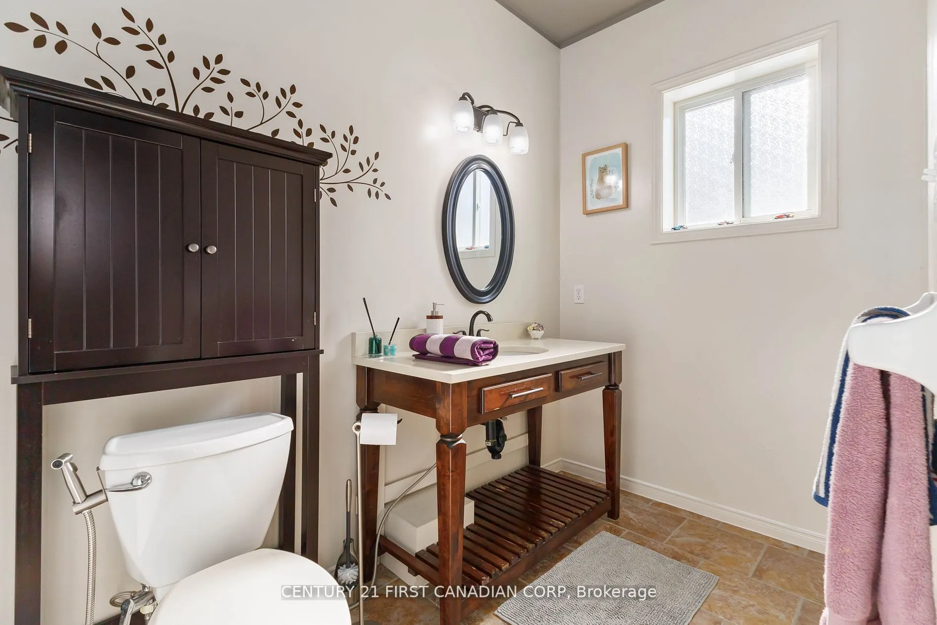 256 WHITE SANDS Drive