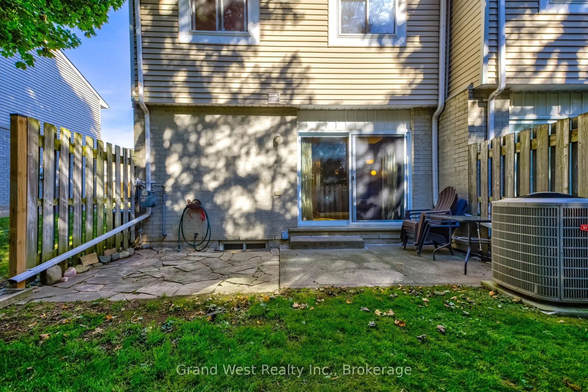 125 Sekura Crescent, #29