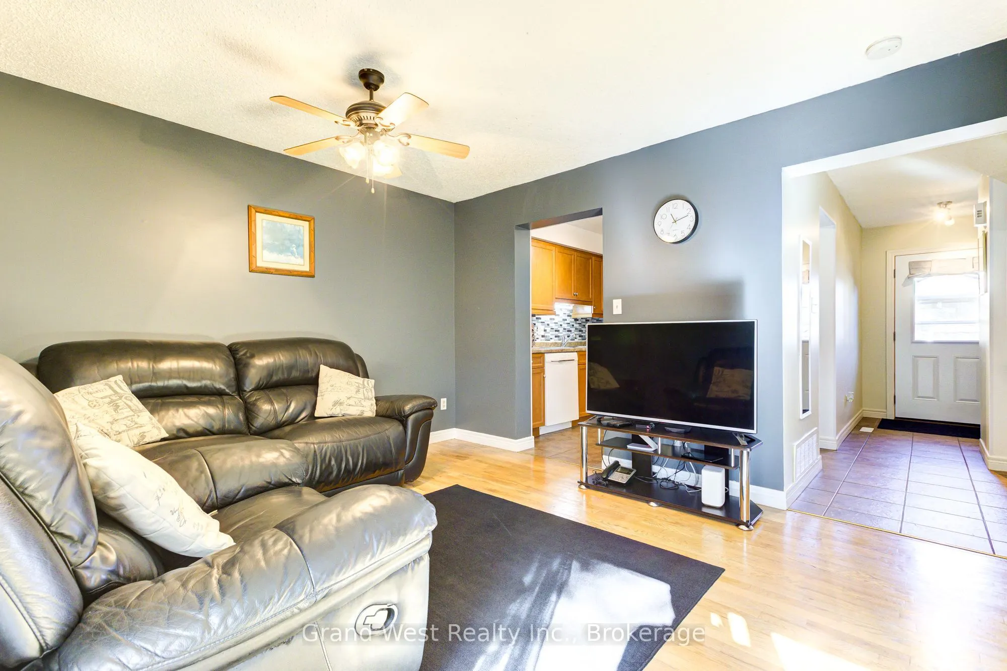 125 Sekura Crescent, #29