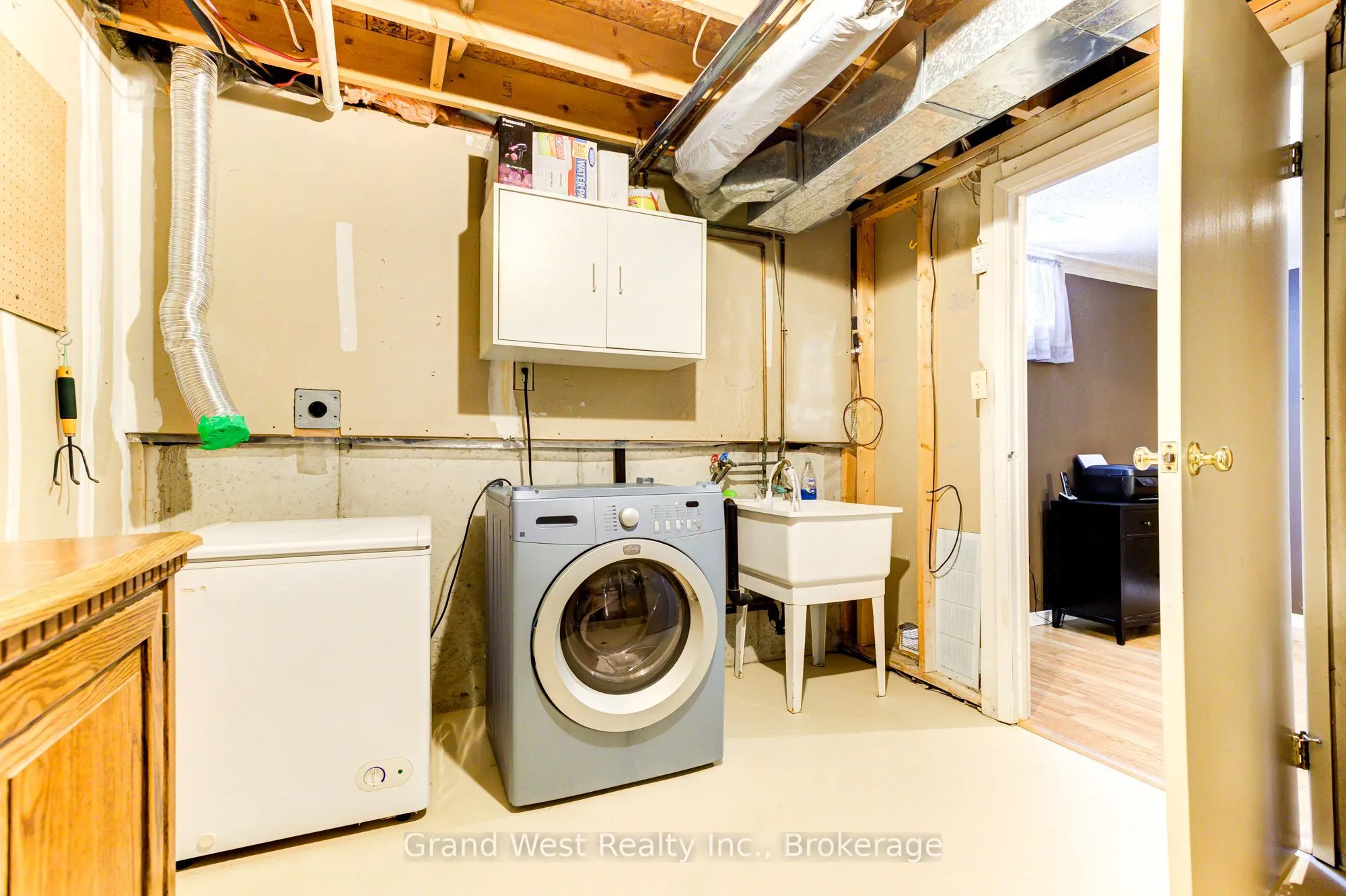 125 Sekura Crescent, #29
