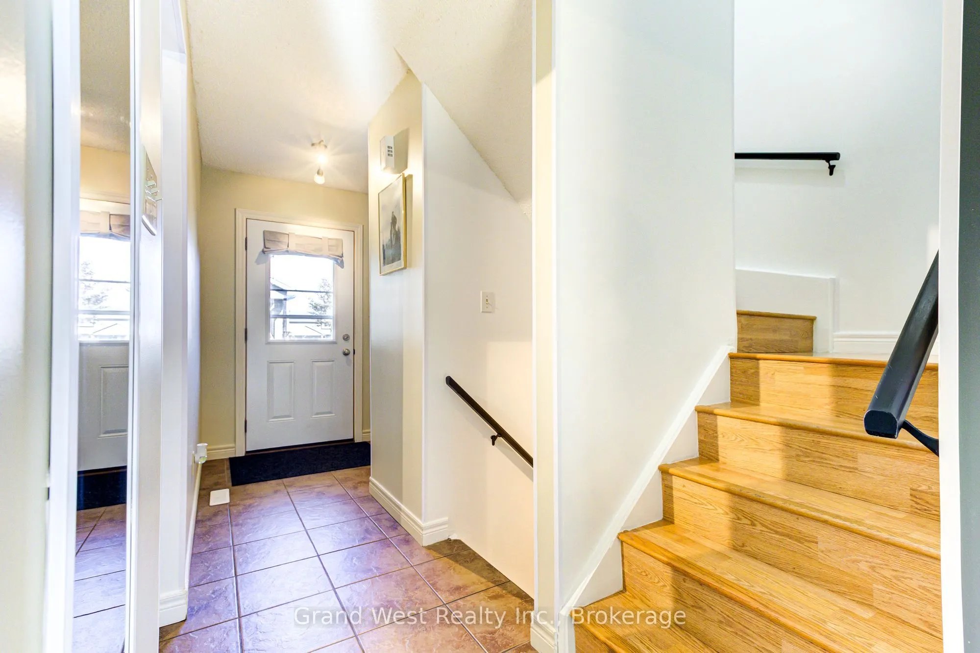 125 Sekura Crescent, #29