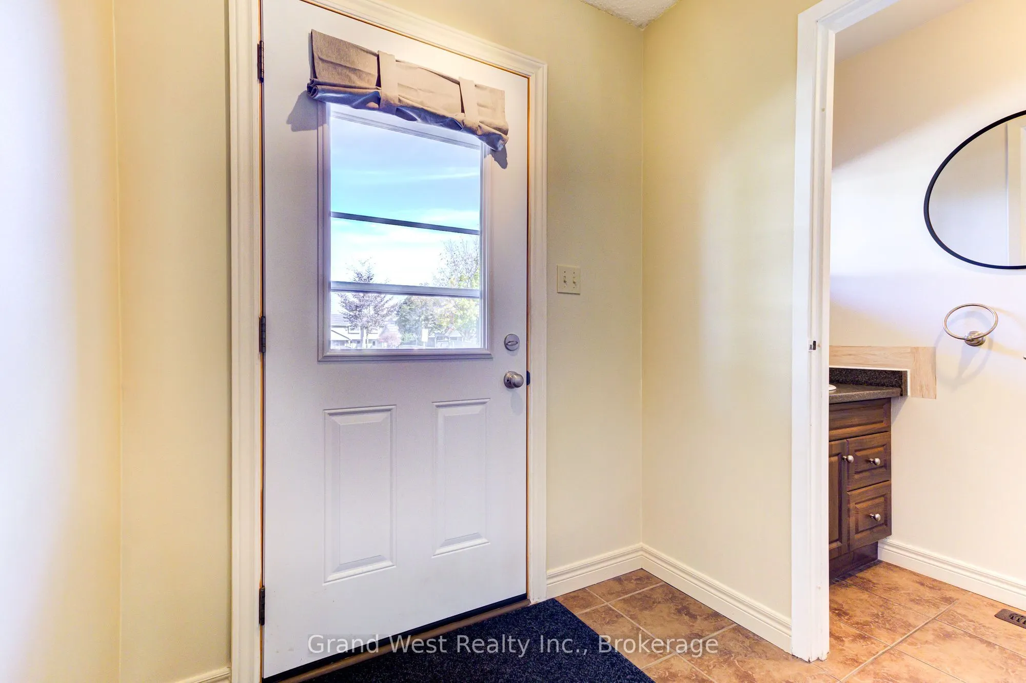 125 Sekura Crescent, #29