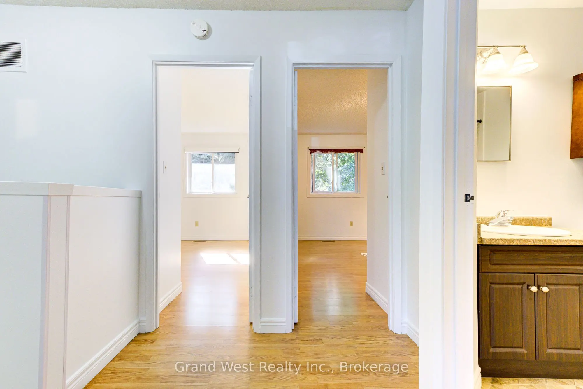 125 Sekura Crescent, #29