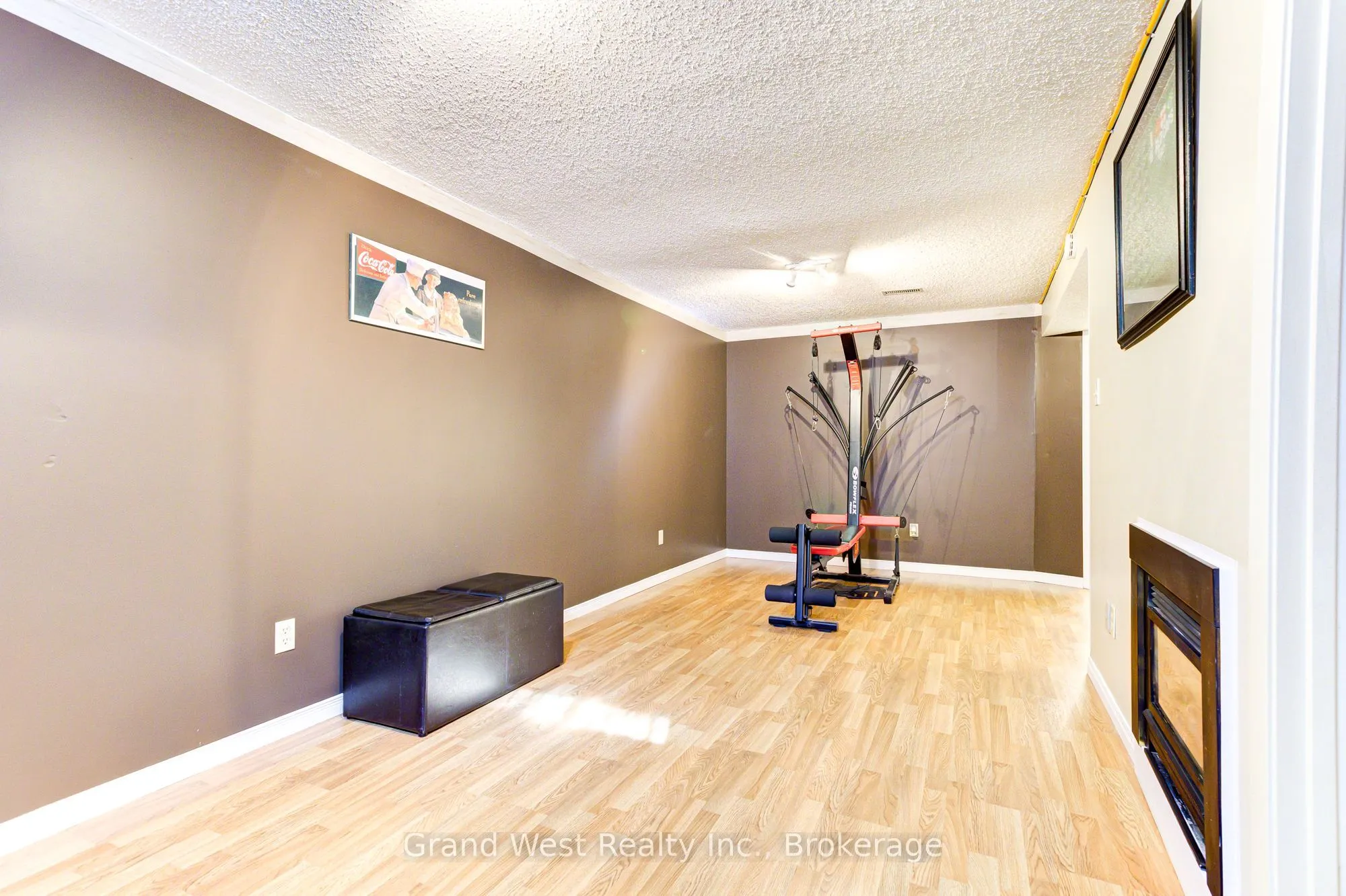 125 Sekura Crescent, #29
