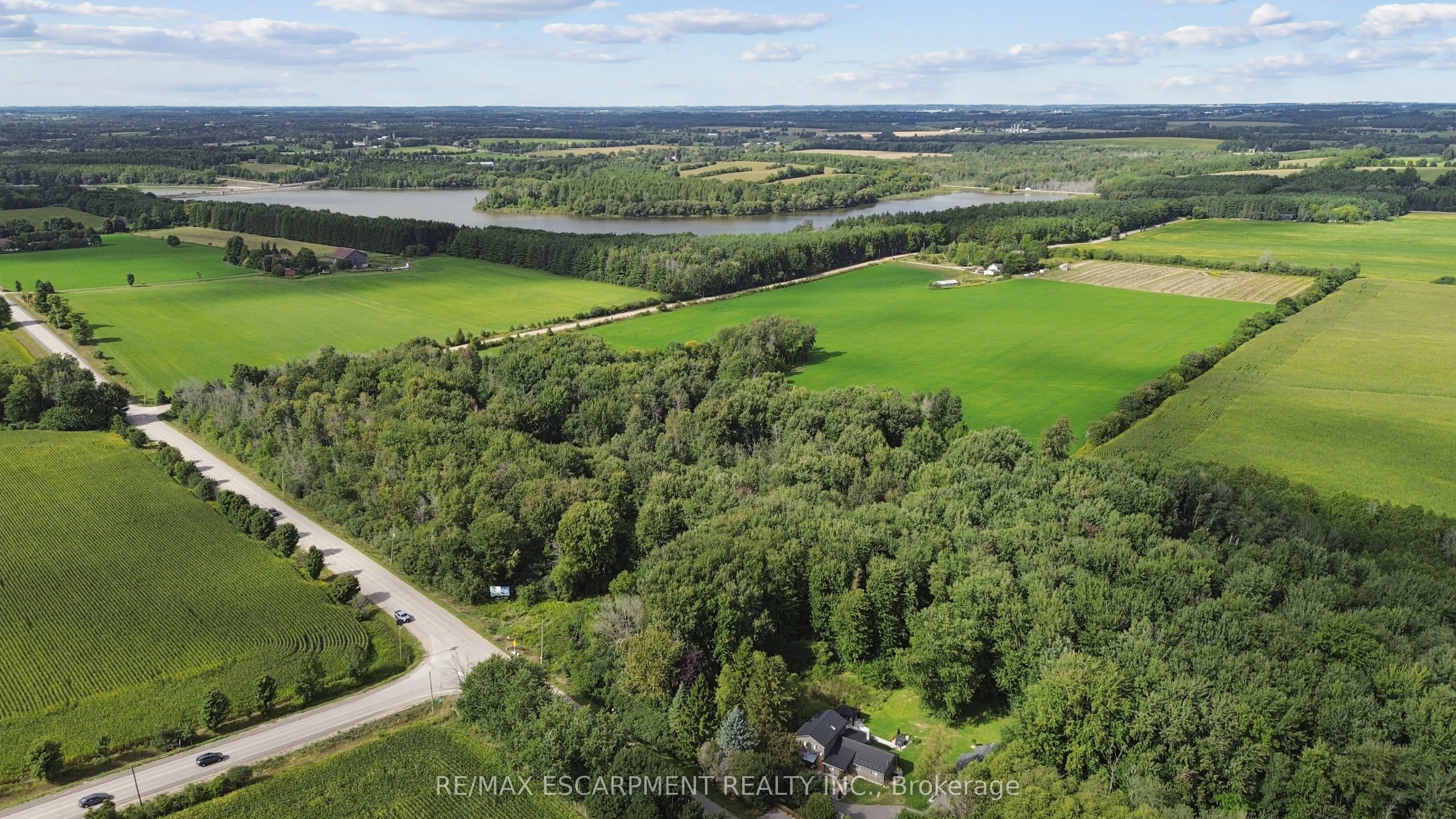 8033 Sideroad 10