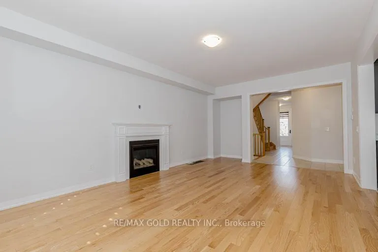 164 Silverwood Crescent