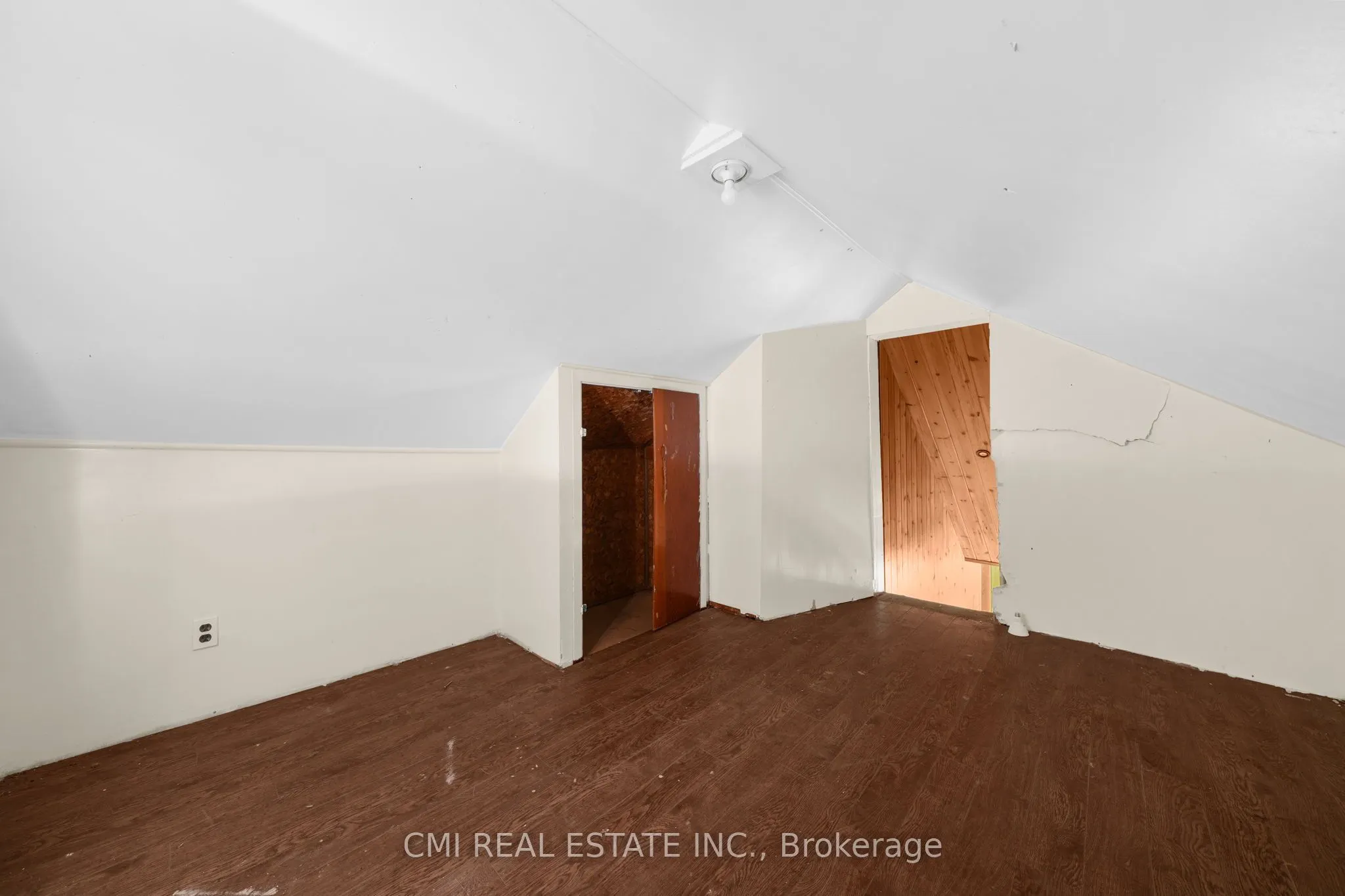 1093 South Lake Road