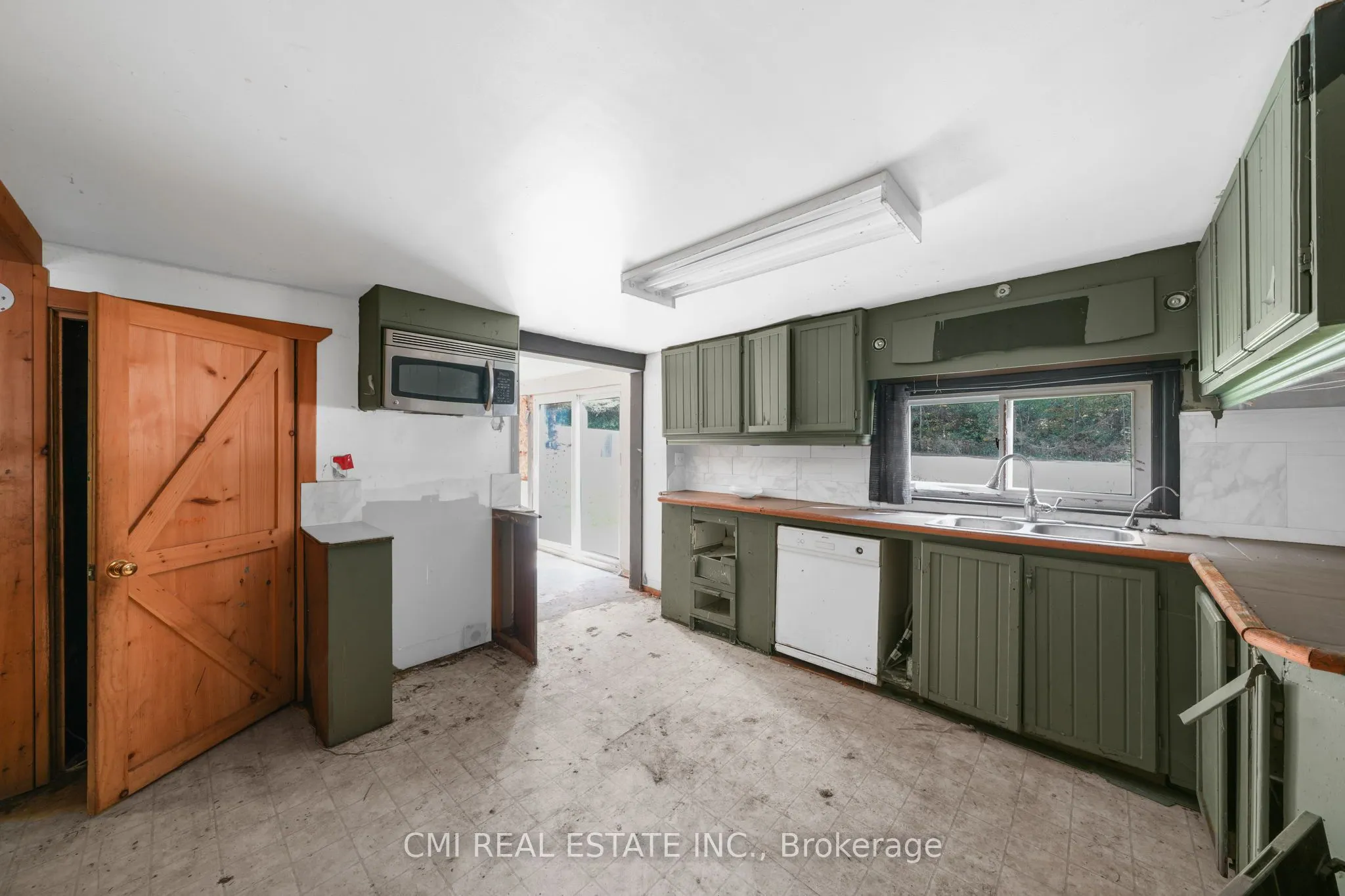 1093 South Lake Road