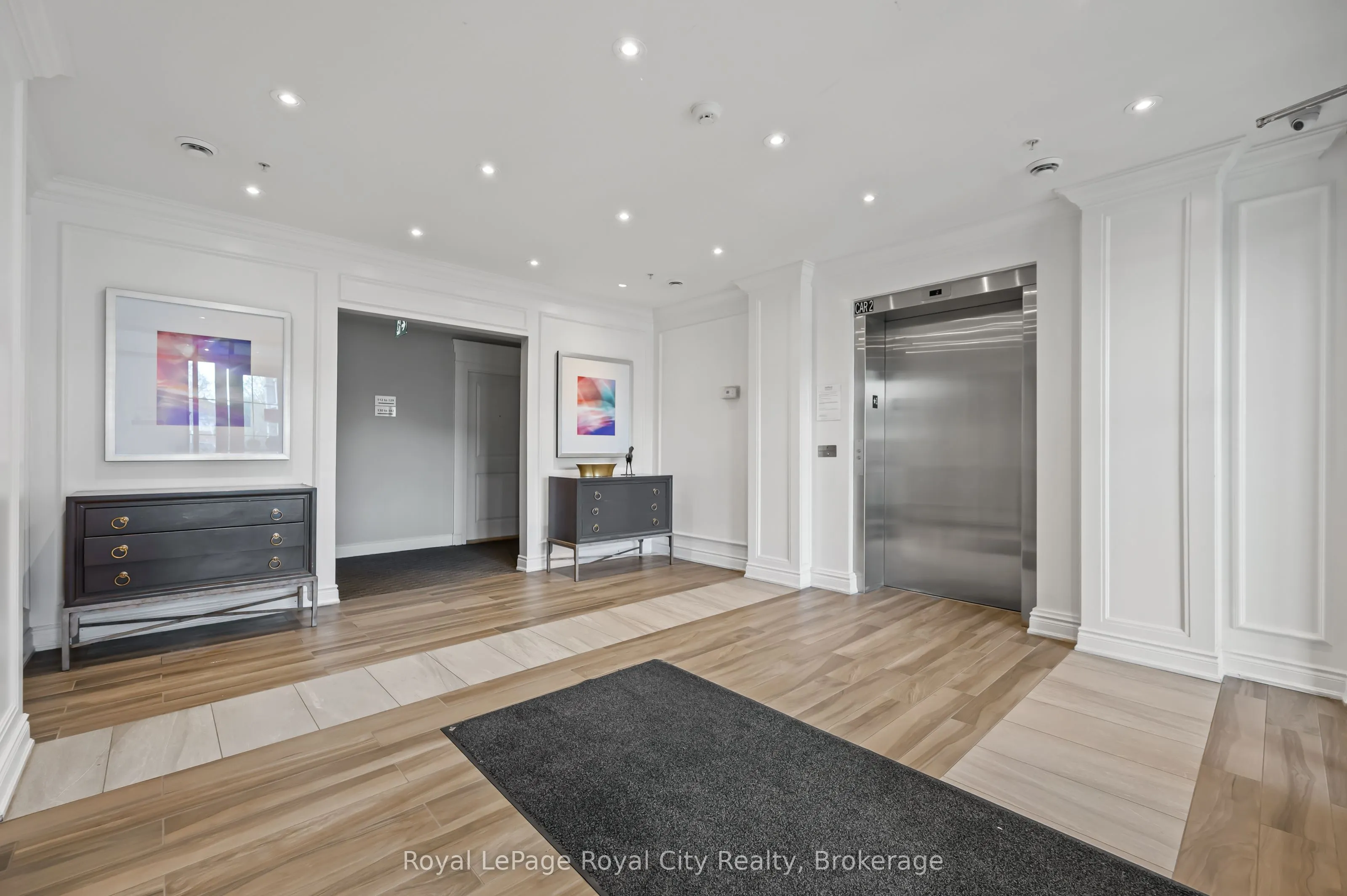 1077 Gordon Street S, #417