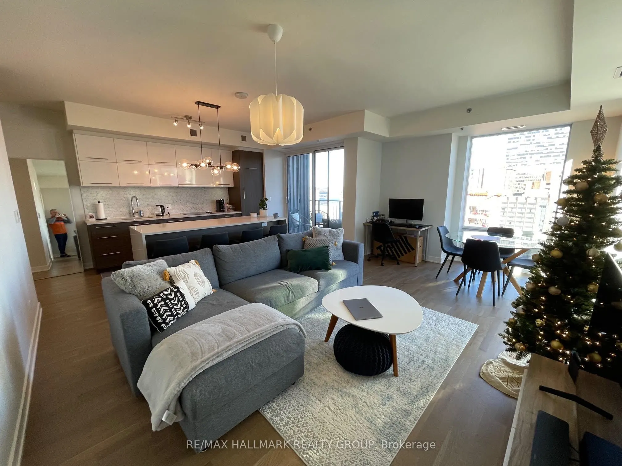 428 SPARKS Street, #1202