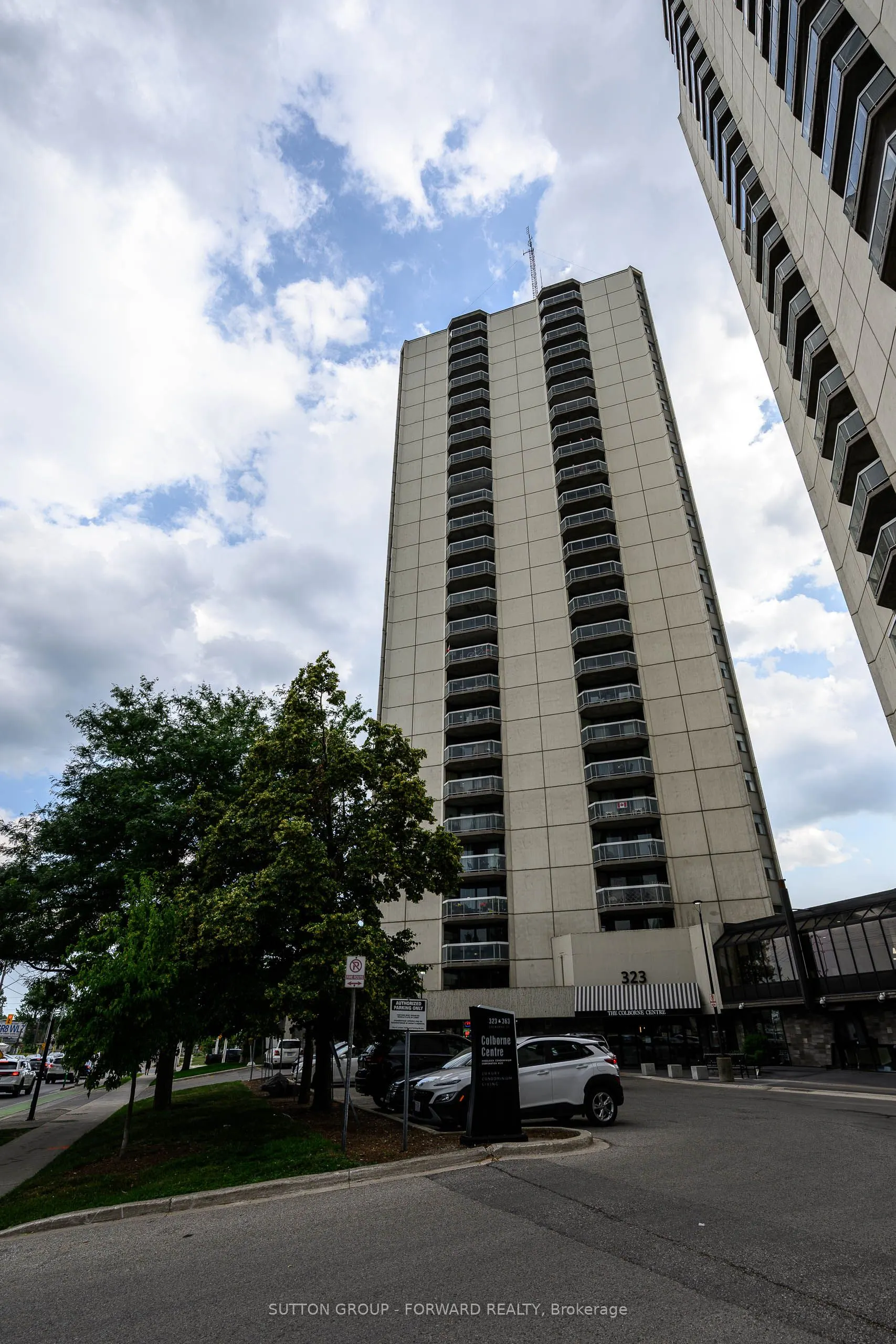 323 Colborne Street, #2701