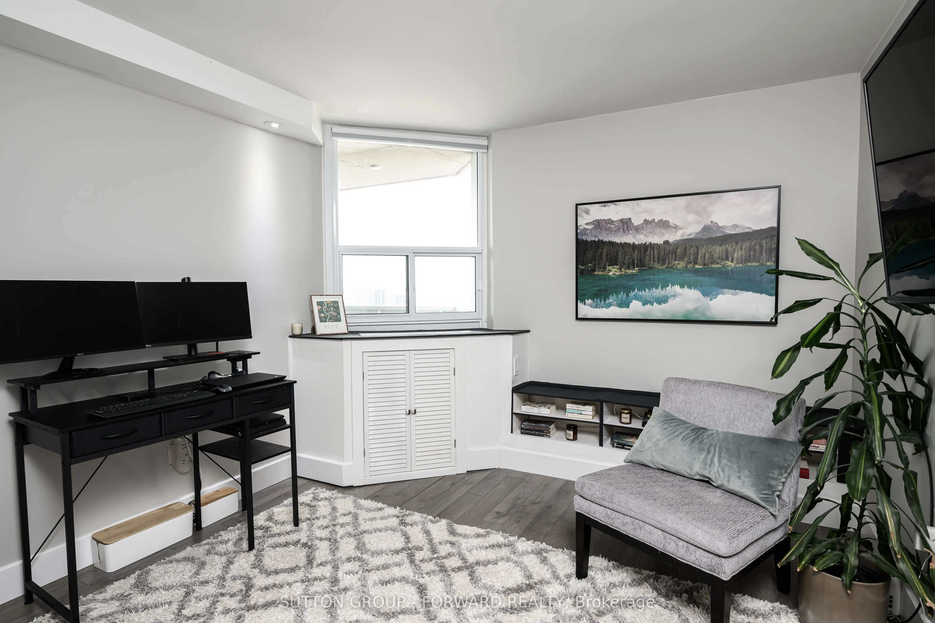 323 Colborne Street, #2701