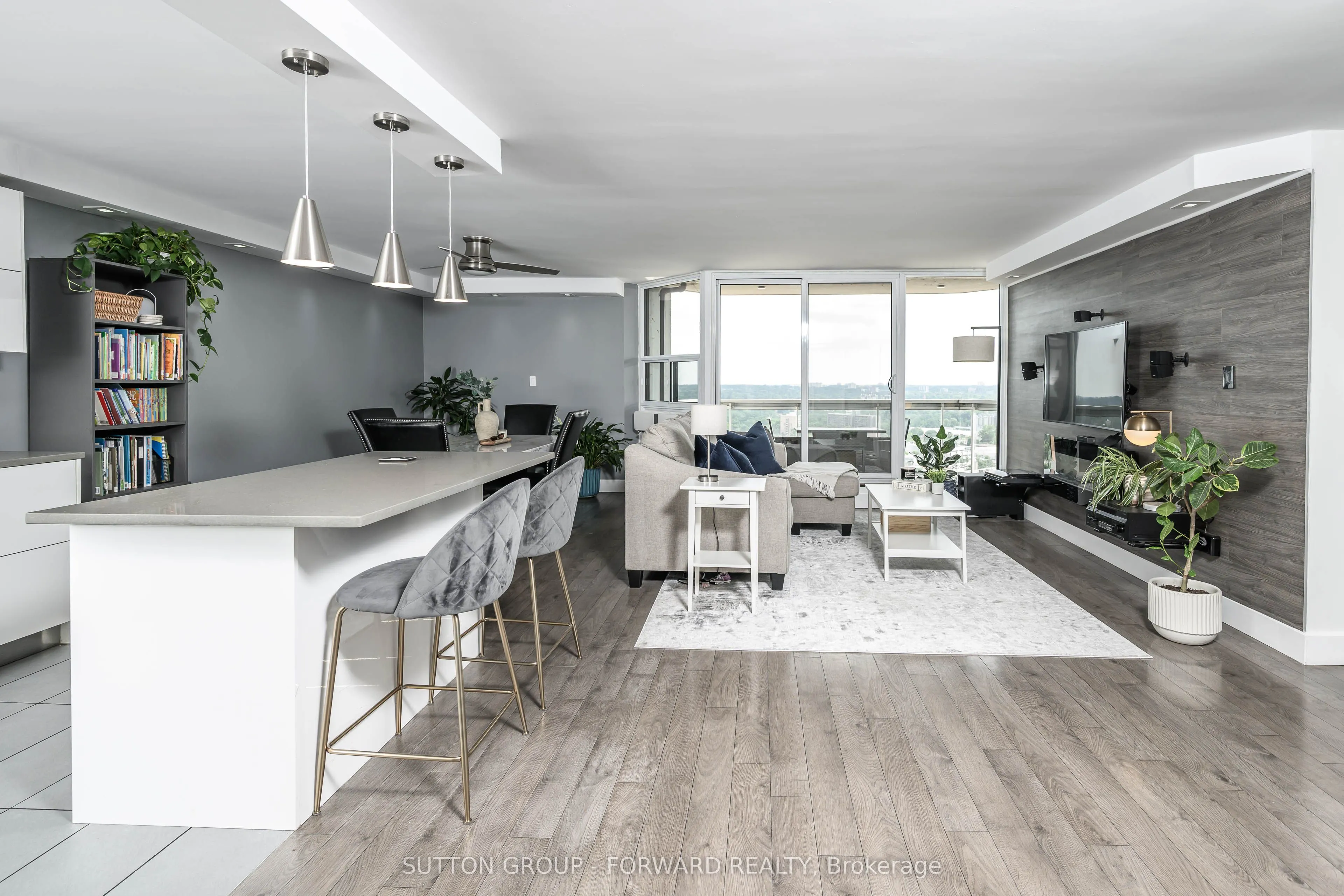 323 Colborne Street, #2701