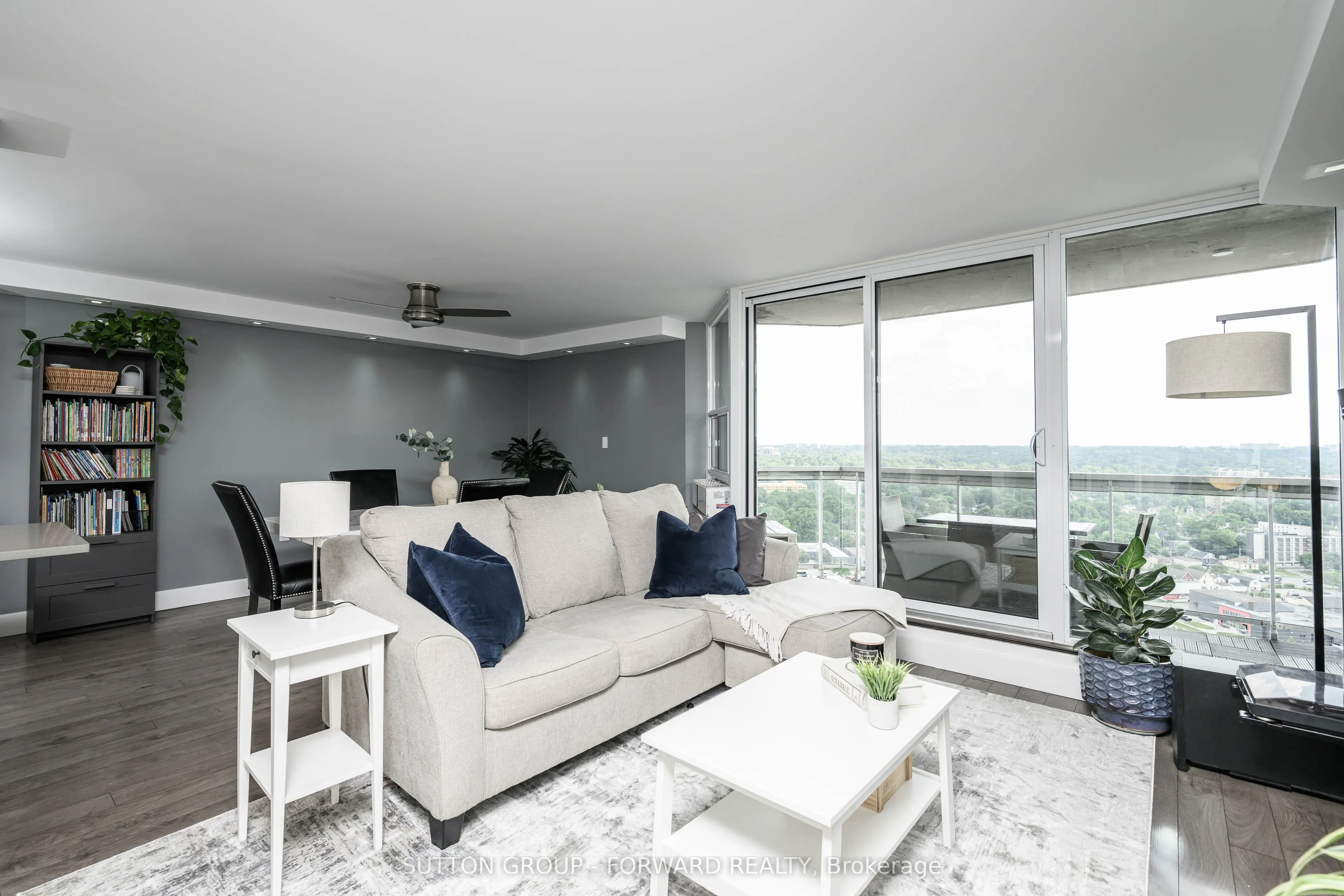 323 Colborne Street, #2701