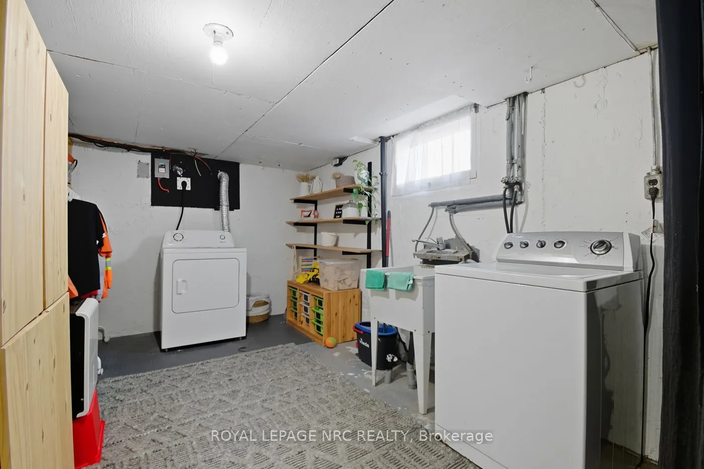2459 Thompson Road