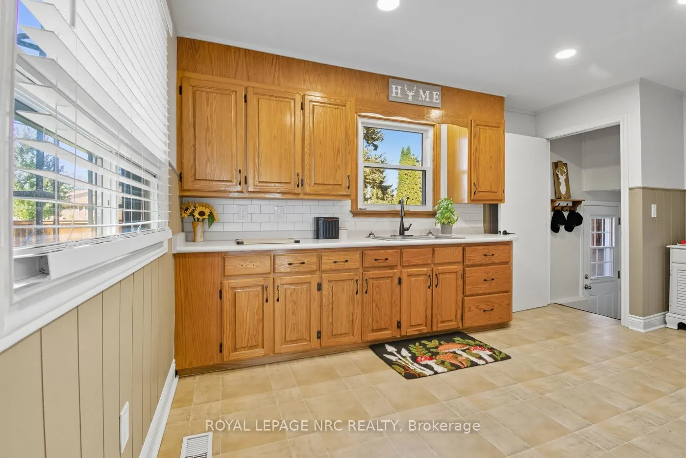 2459 Thompson Road