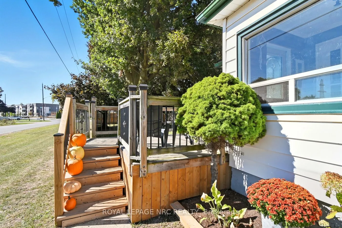 2459 Thompson Road