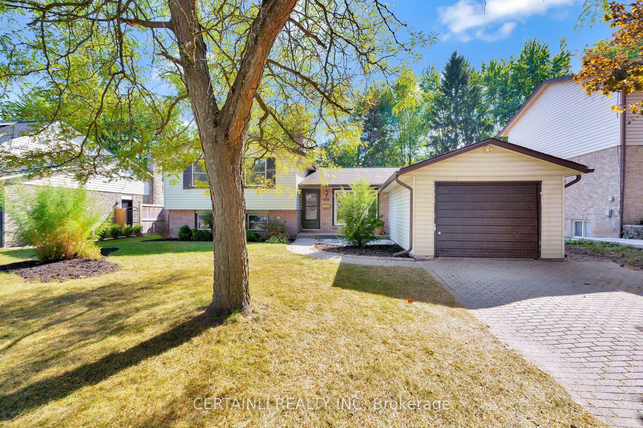 723 Barclay Road