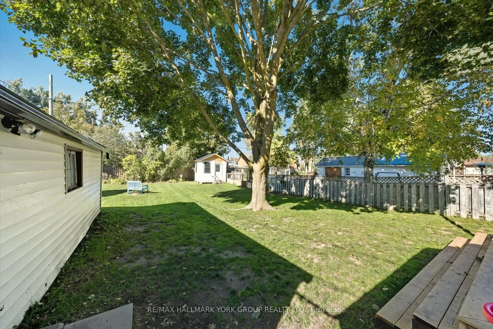 24 Churchill Crescent