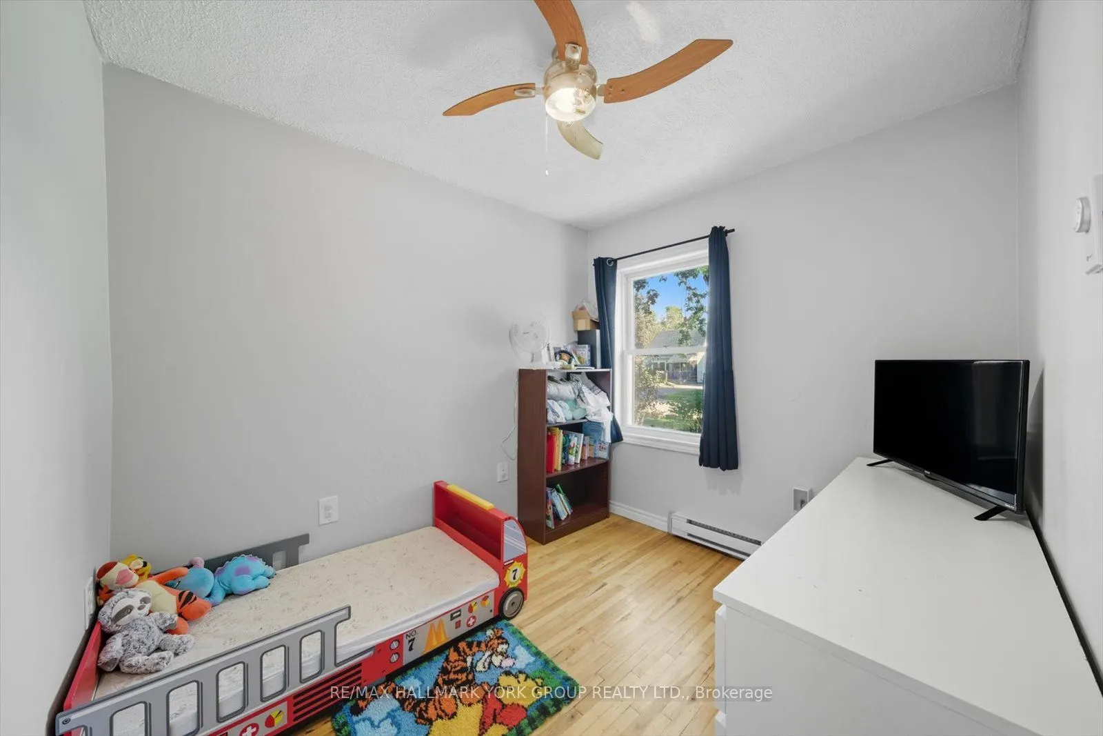 24 Churchill Crescent